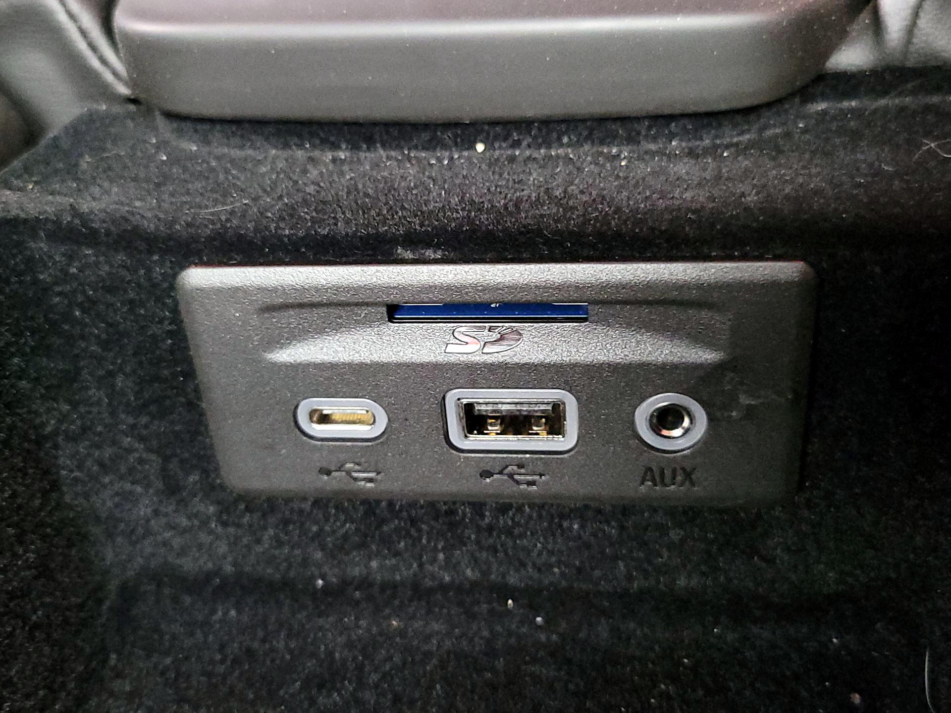 Thumbnail: 2021 Chevrolet Corvette - 18