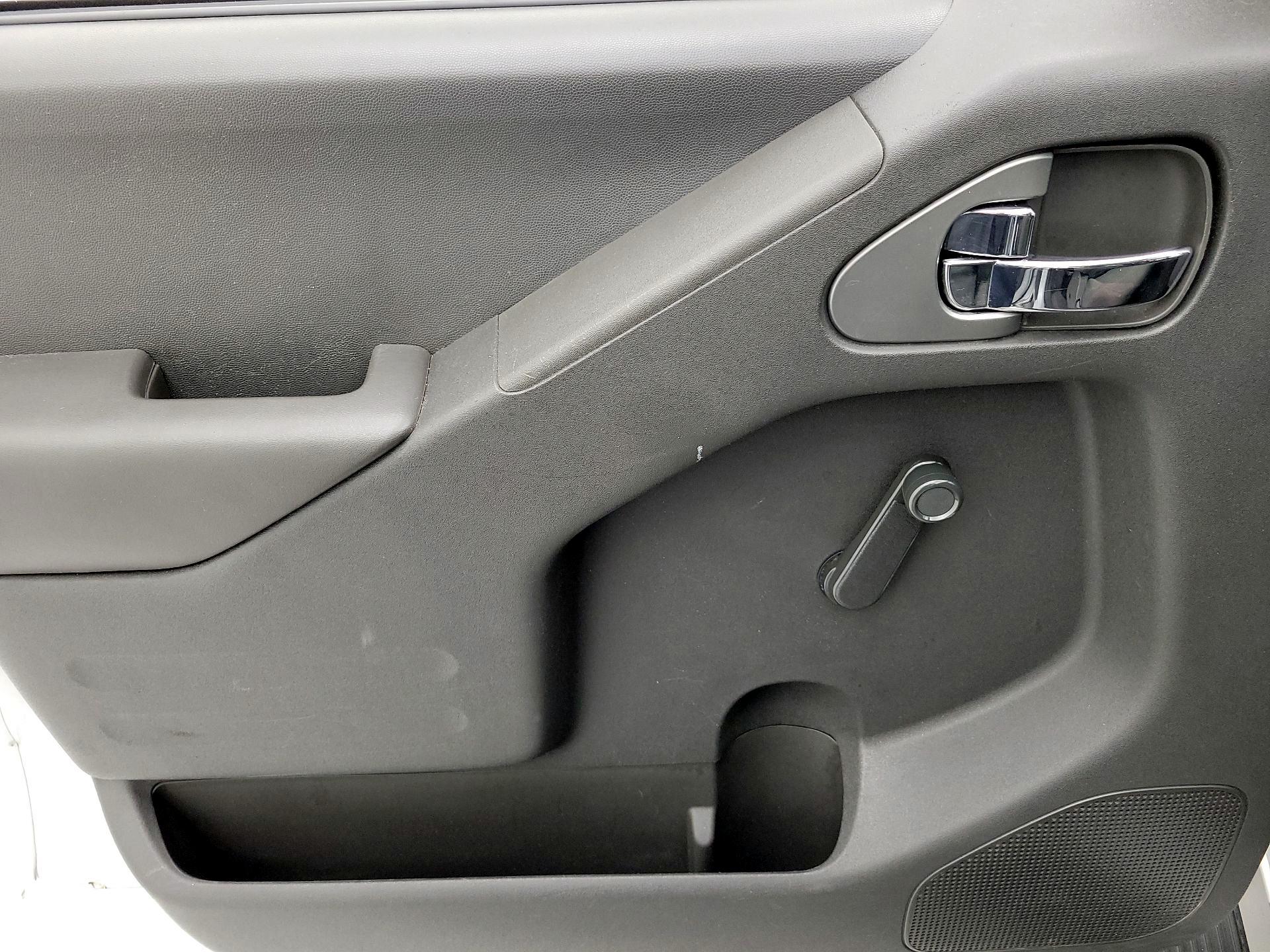 Thumbnail: 2018 Nissan Frontier - 12