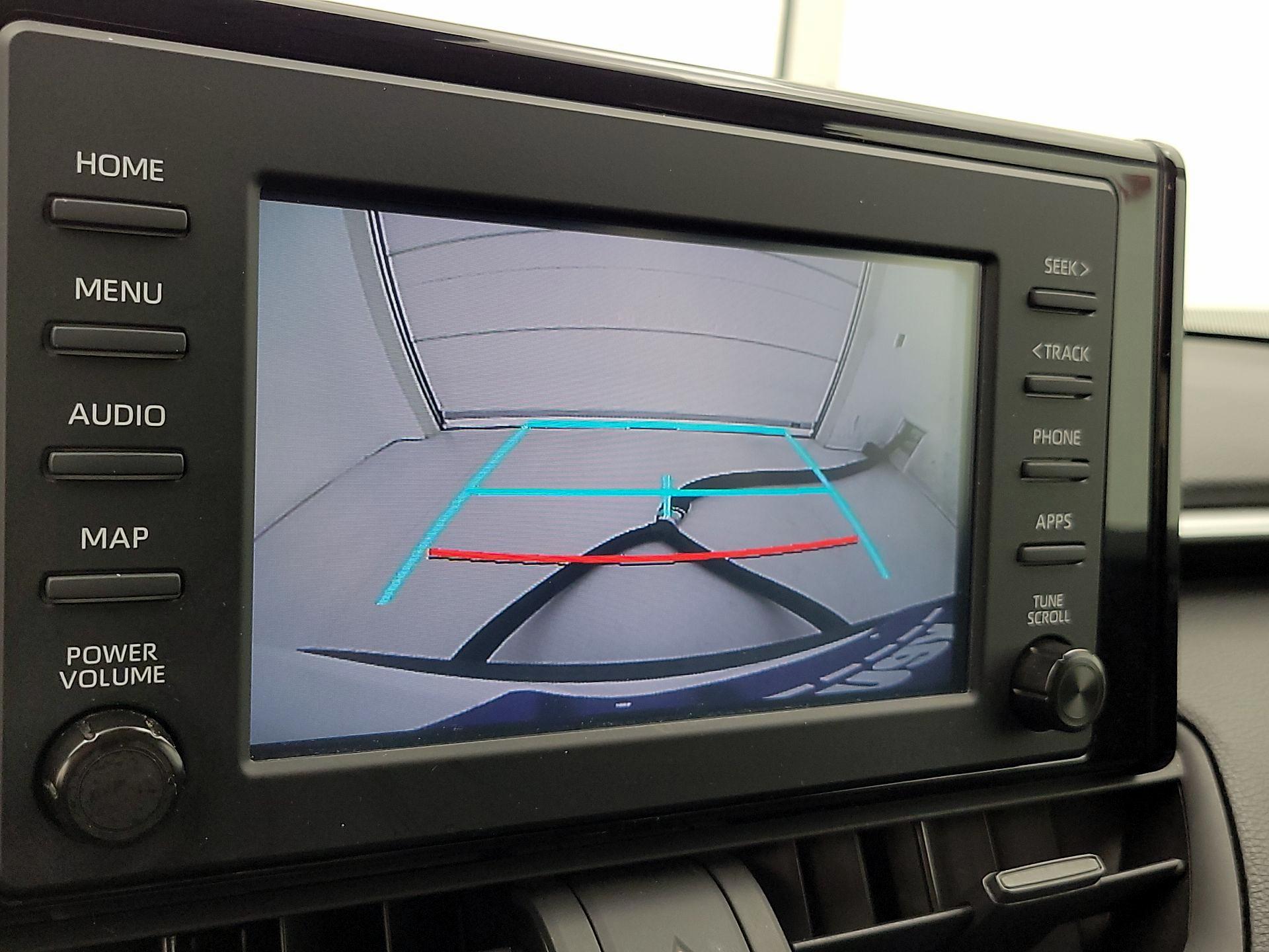 Thumbnail: 2019 Toyota RAV4 - 14