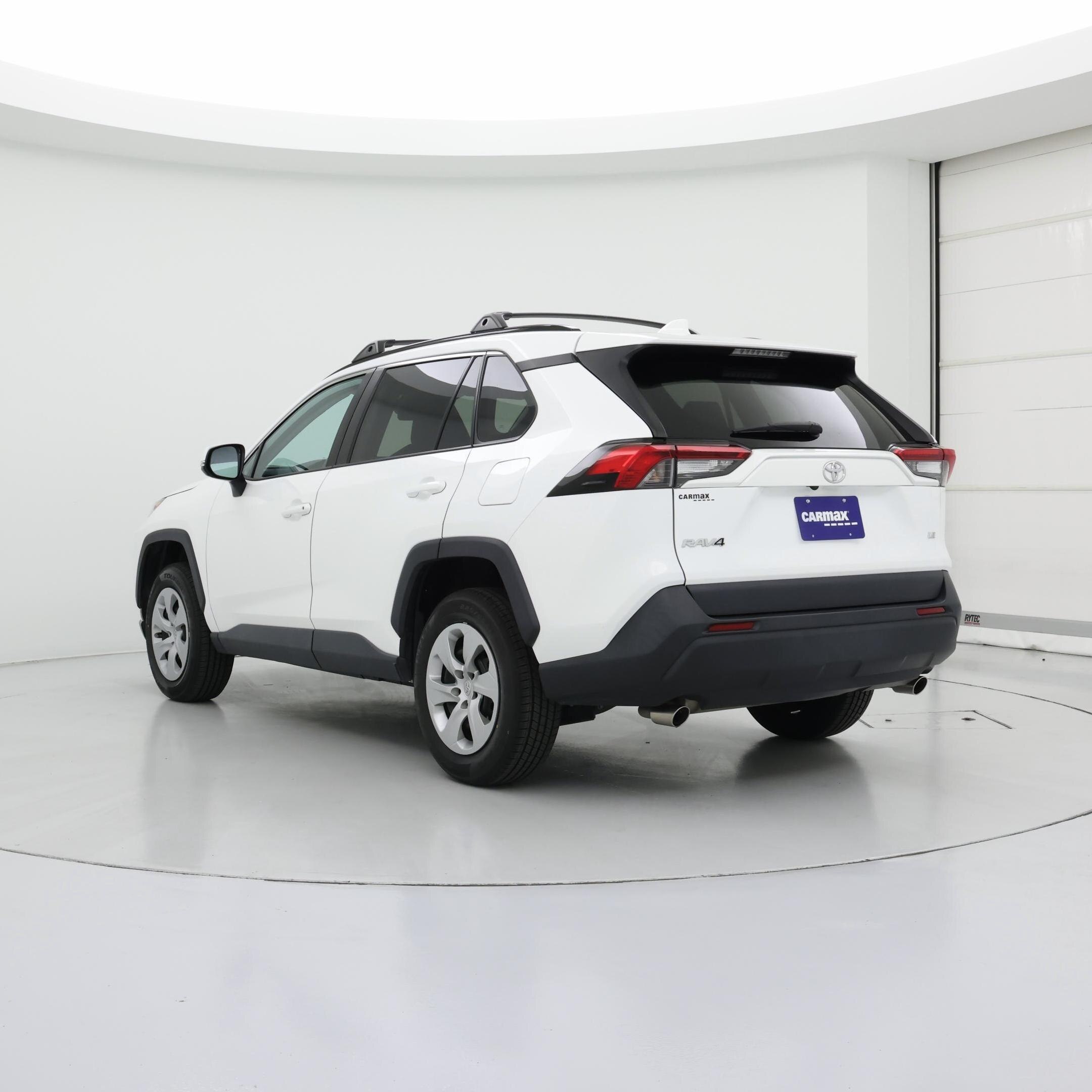 Thumbnail: 2019 Toyota RAV4 - 2