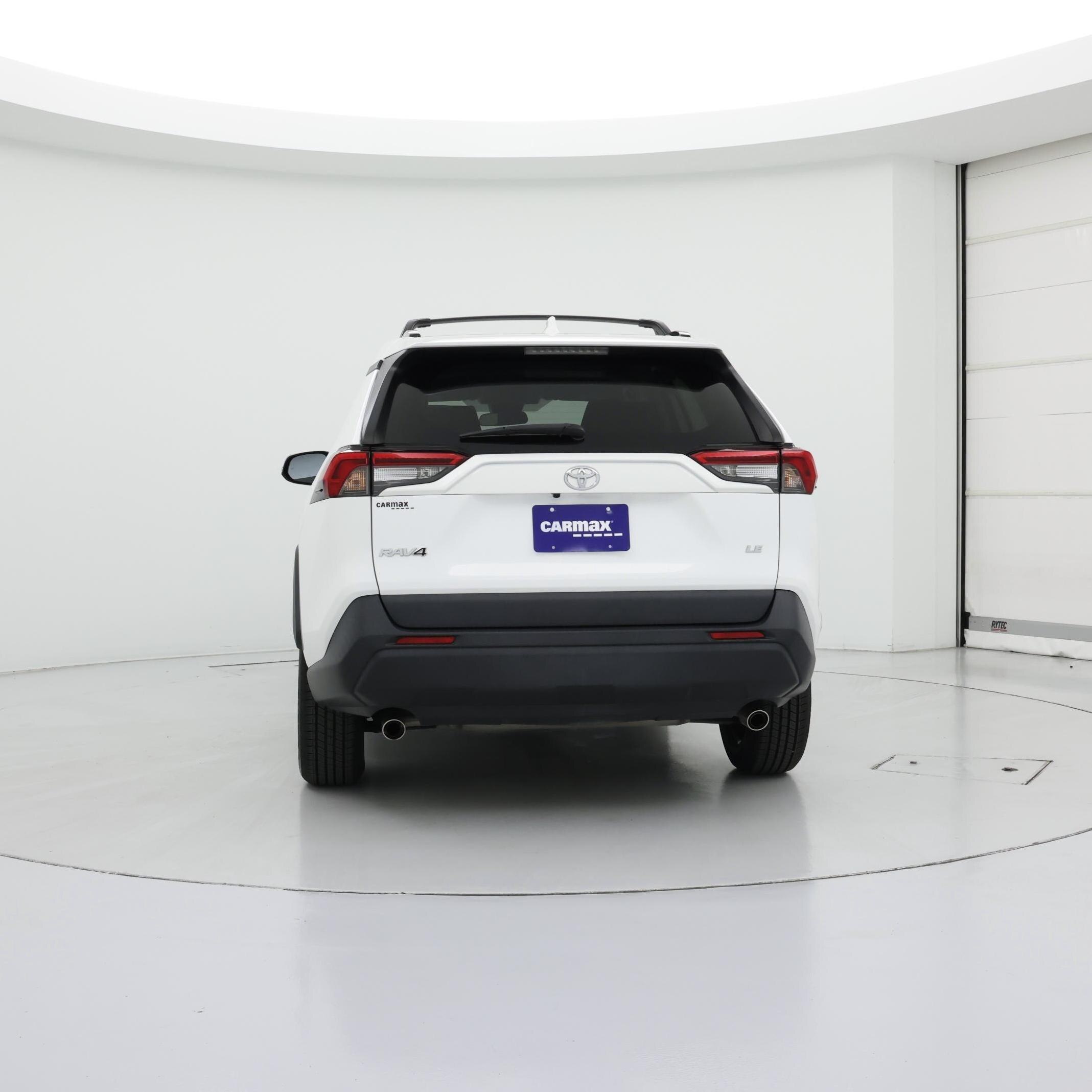 Thumbnail: 2019 Toyota RAV4 - 6