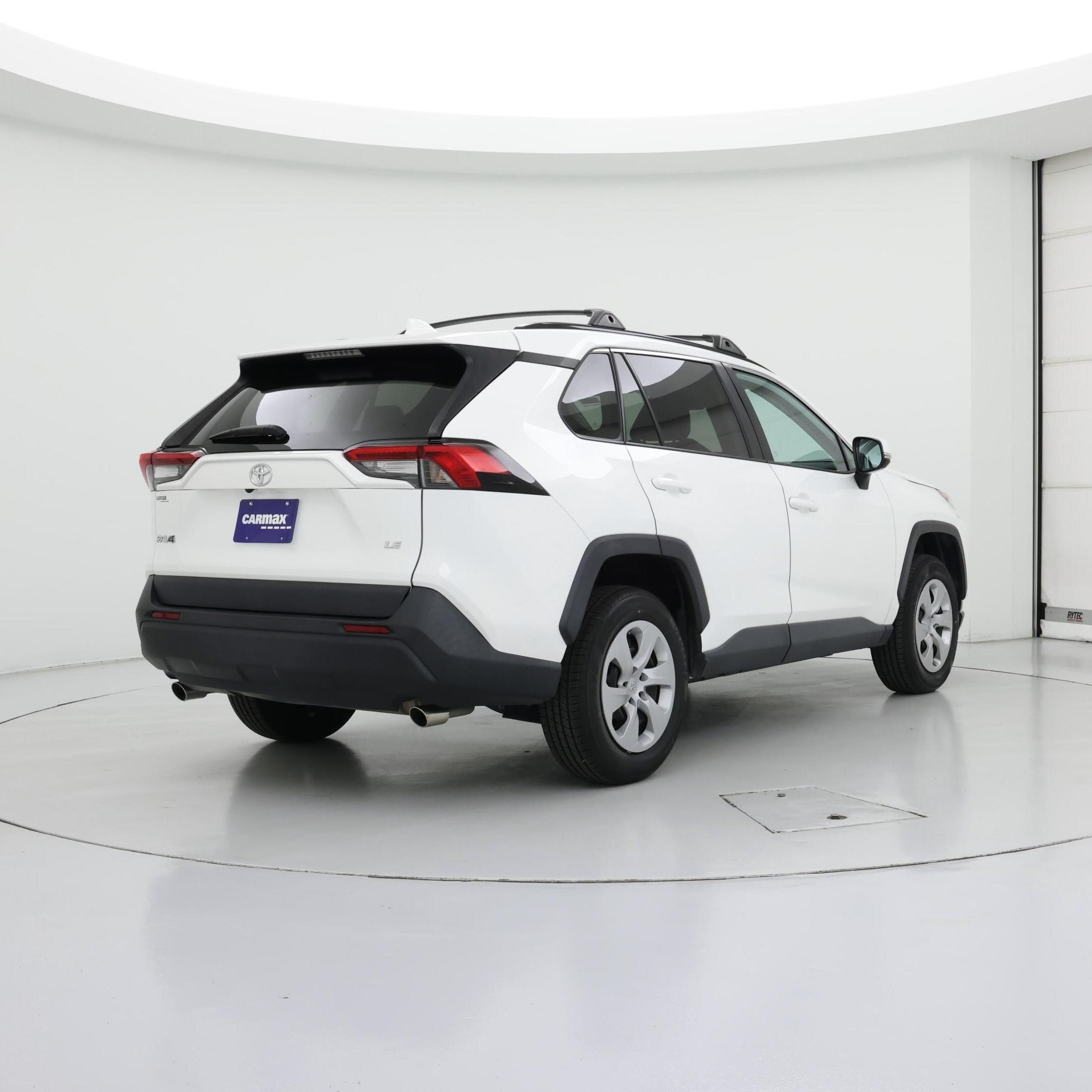 Thumbnail: 2019 Toyota RAV4 - 8