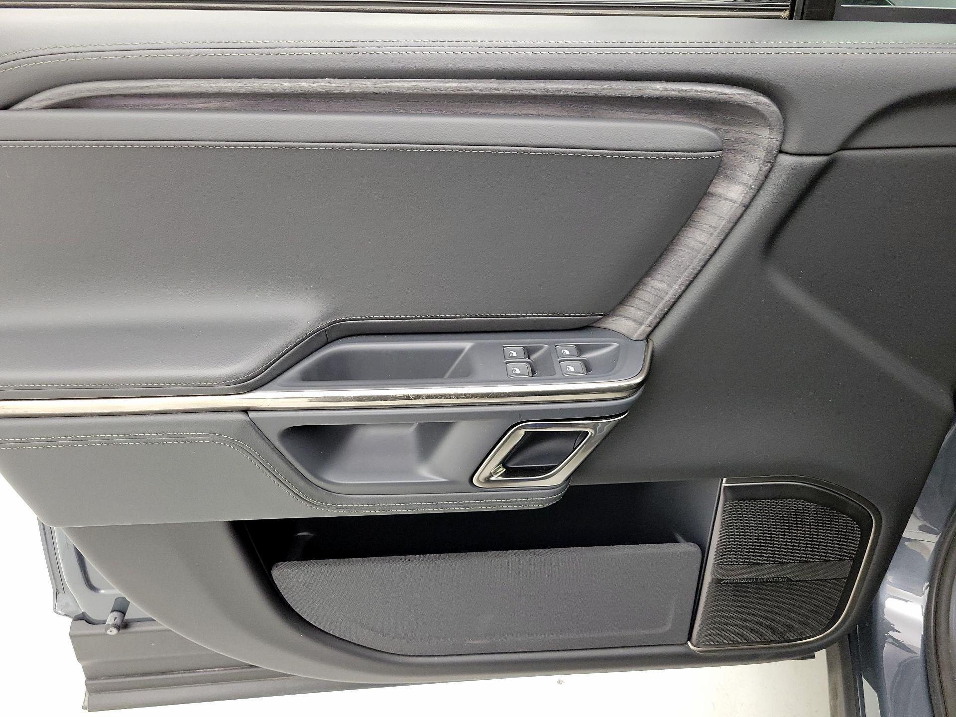 Thumbnail: 2022 Rivian R1T - 12