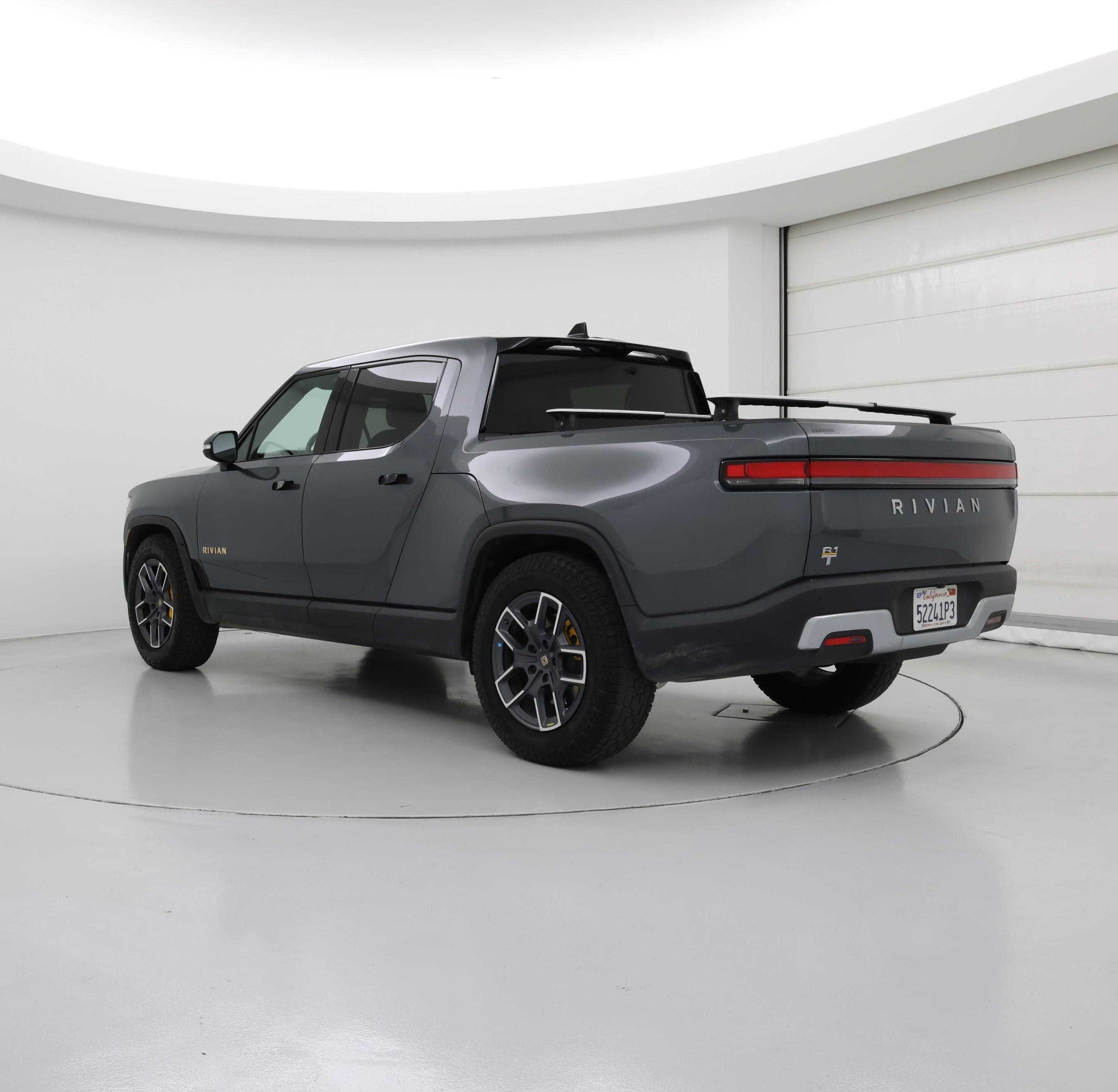 Thumbnail: 2022 Rivian R1T - 2