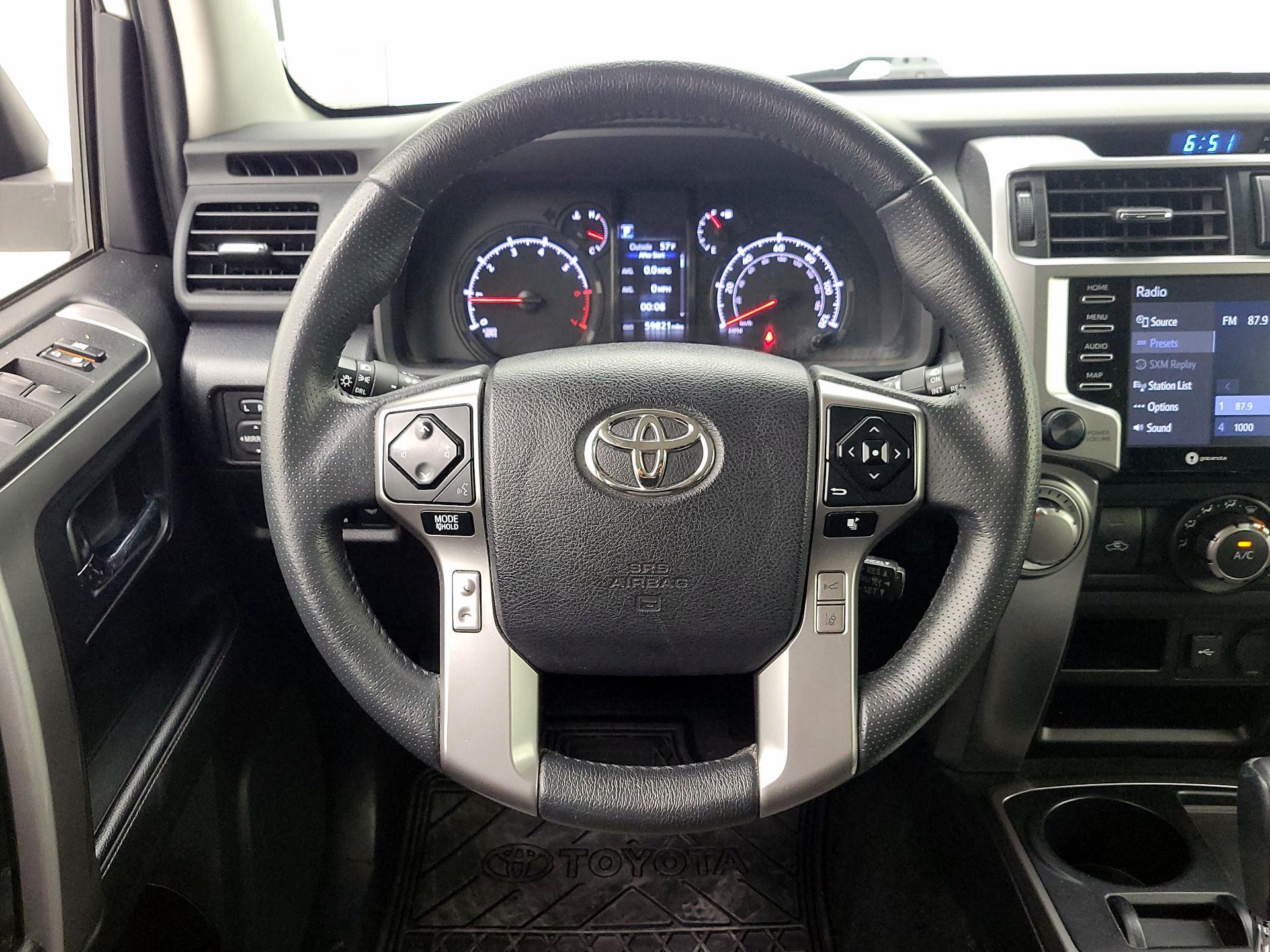 Thumbnail: 2022 Toyota 4Runner - 10