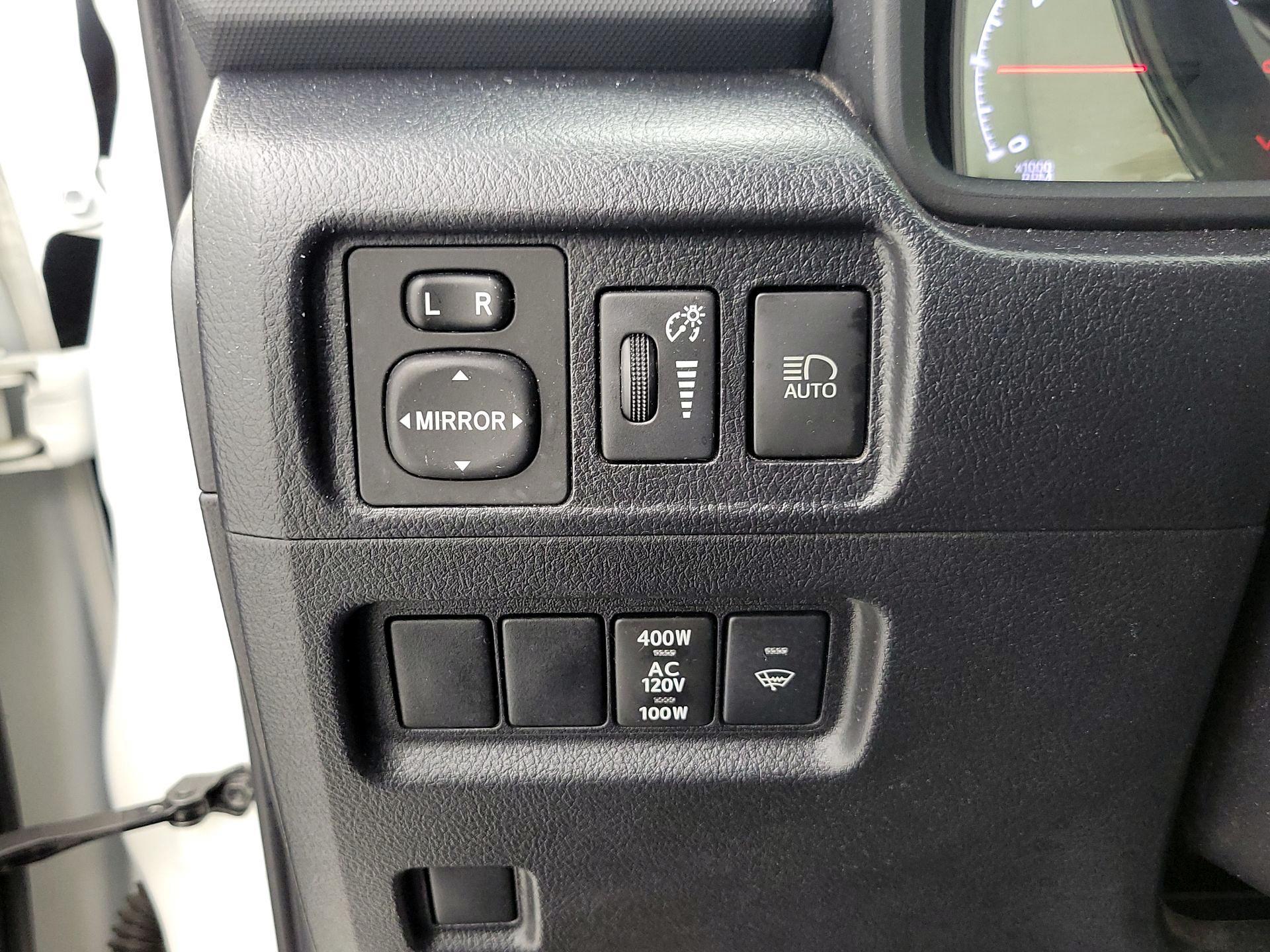 Thumbnail: 2022 Toyota 4Runner - 13