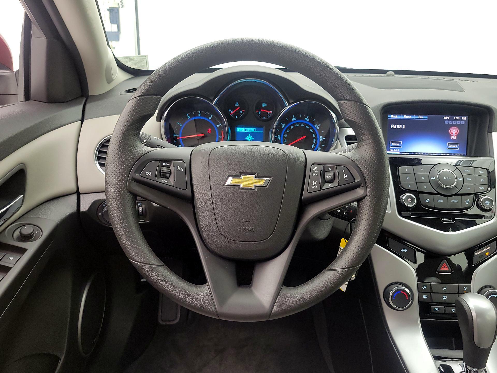 Thumbnail: 2016 Chevrolet Cruze - 10