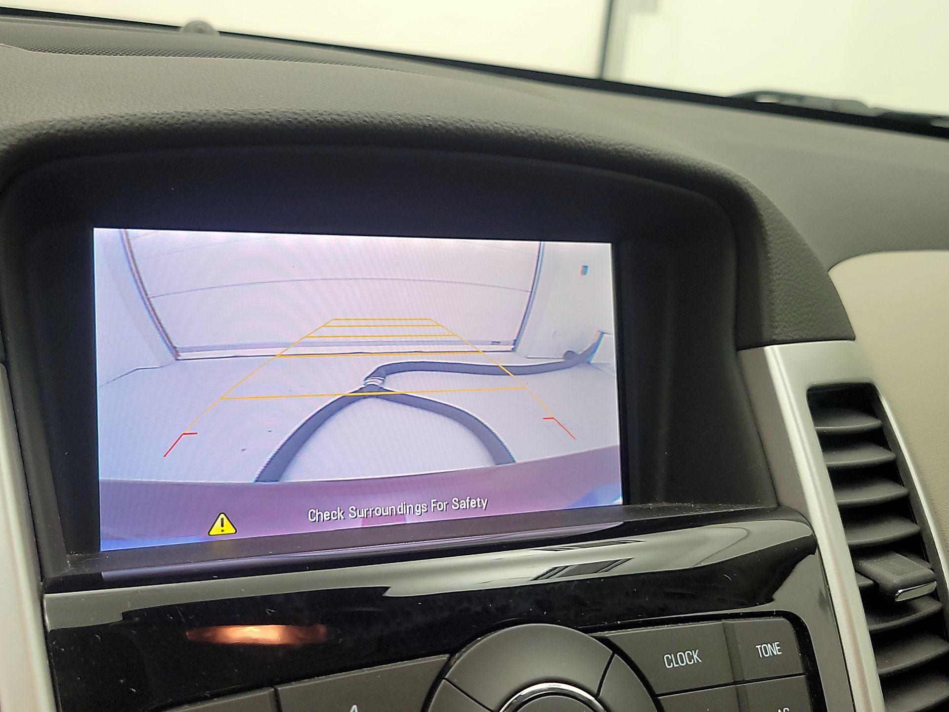 Thumbnail: 2016 Chevrolet Cruze - 14