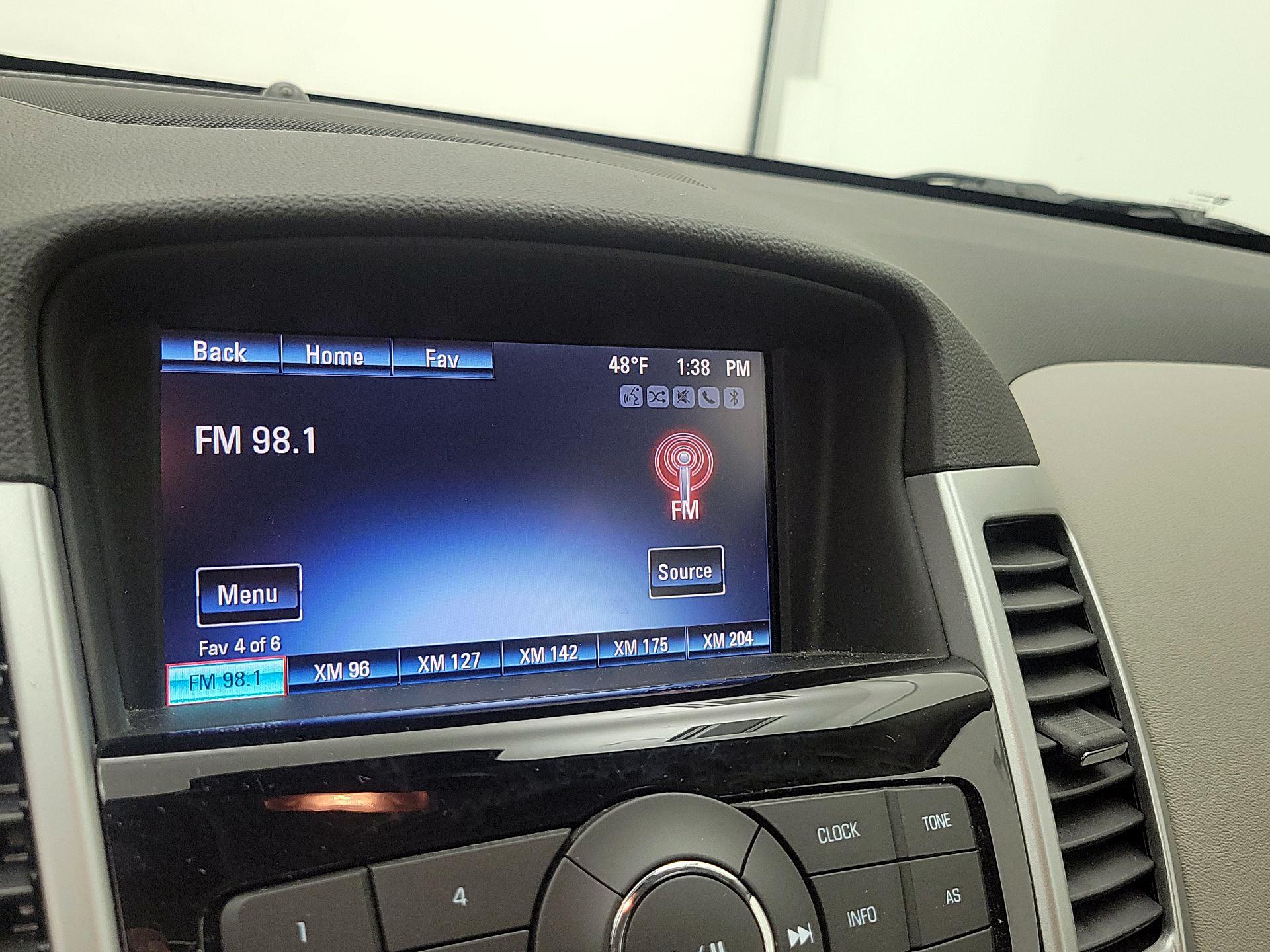 Thumbnail: 2016 Chevrolet Cruze - 15