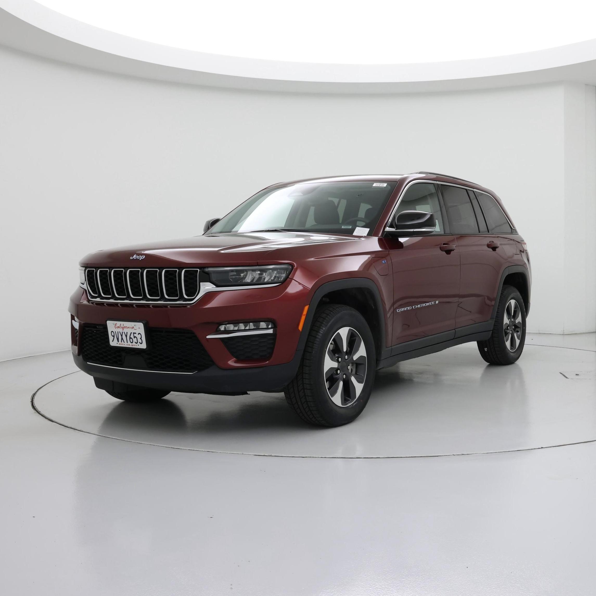 Thumbnail: 2023 Jeep Grand Cherokee - 4