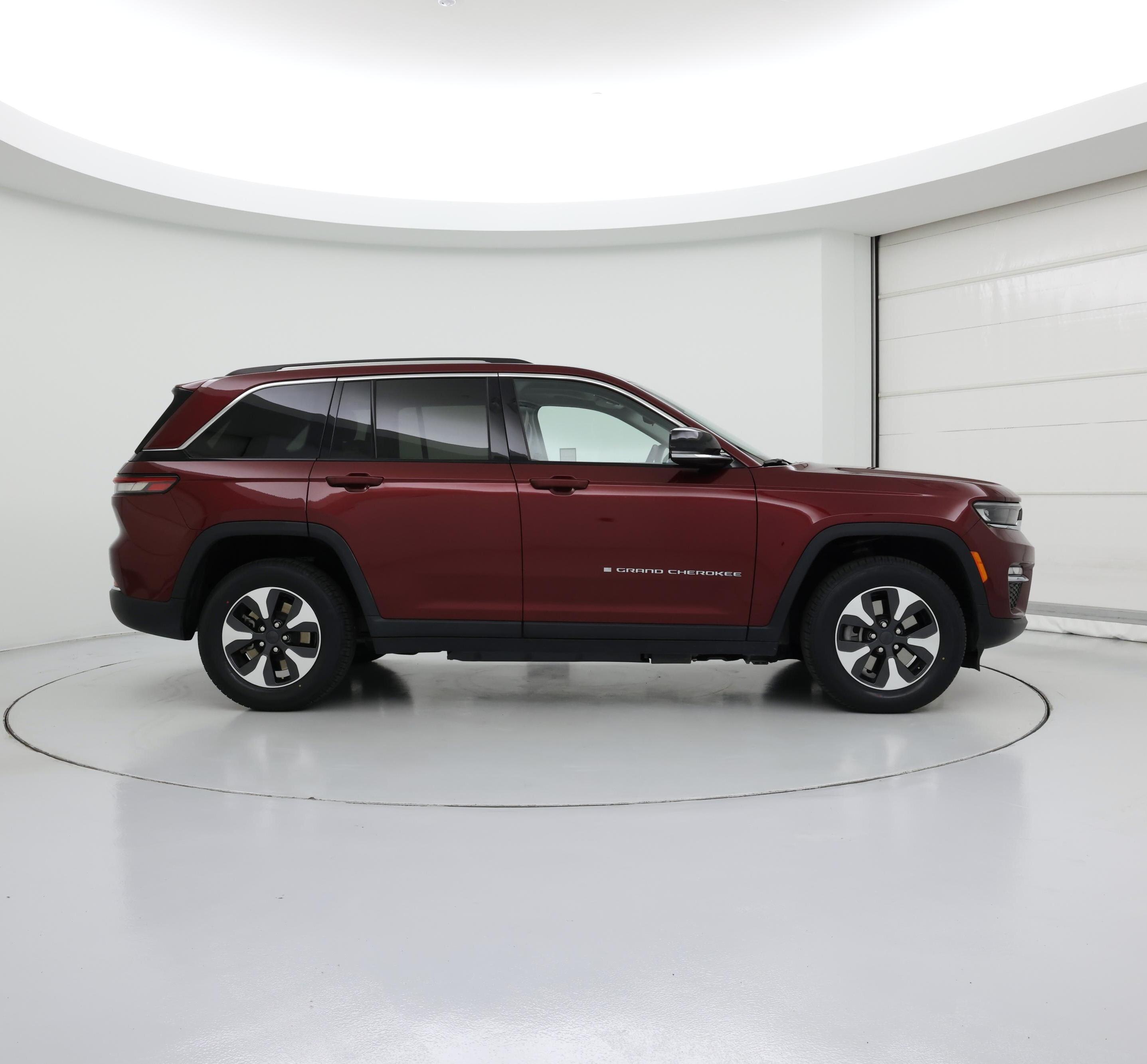 Thumbnail: 2023 Jeep Grand Cherokee - 7