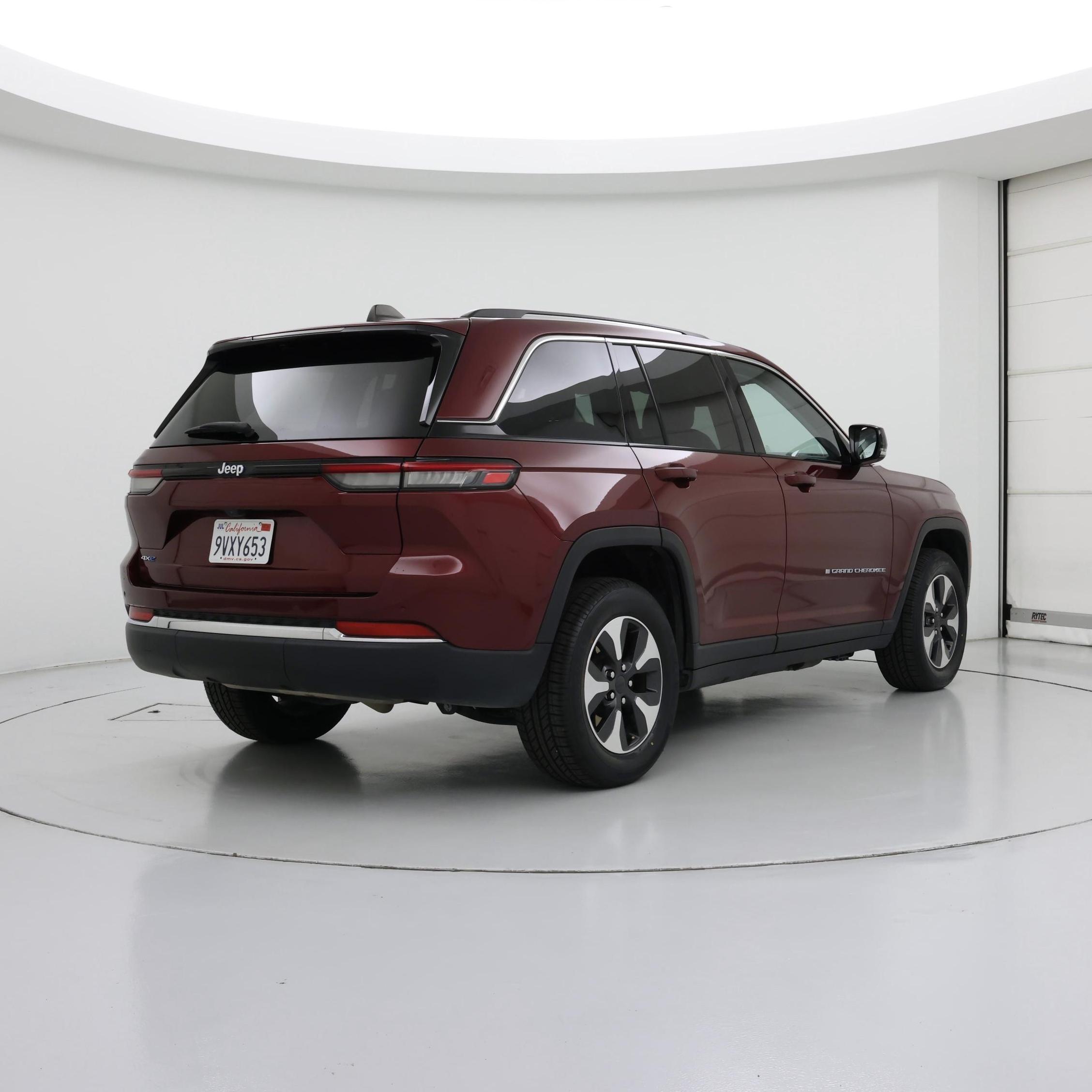 Thumbnail: 2023 Jeep Grand Cherokee - 8