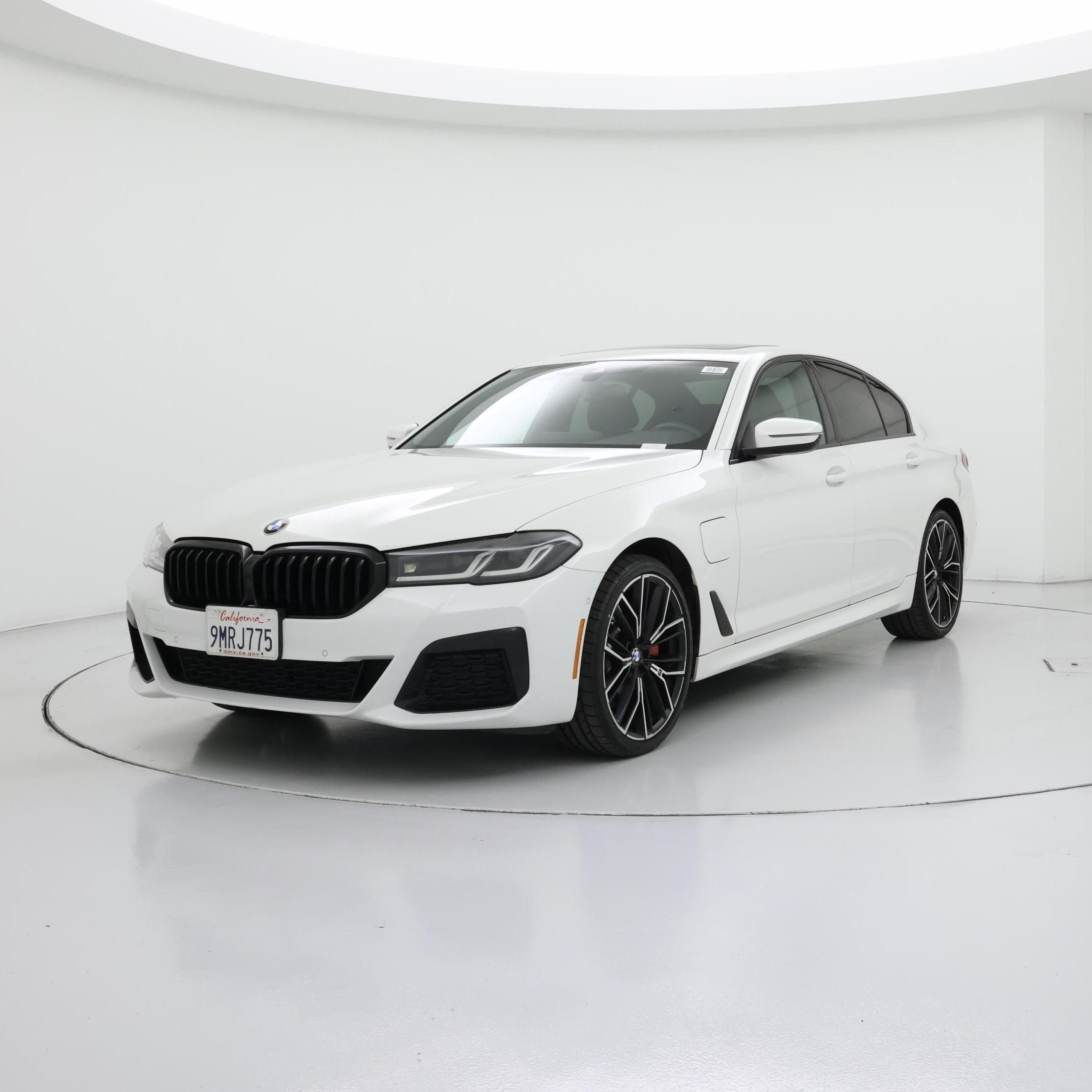 Thumbnail: 2021 BMW 5 Series - 4