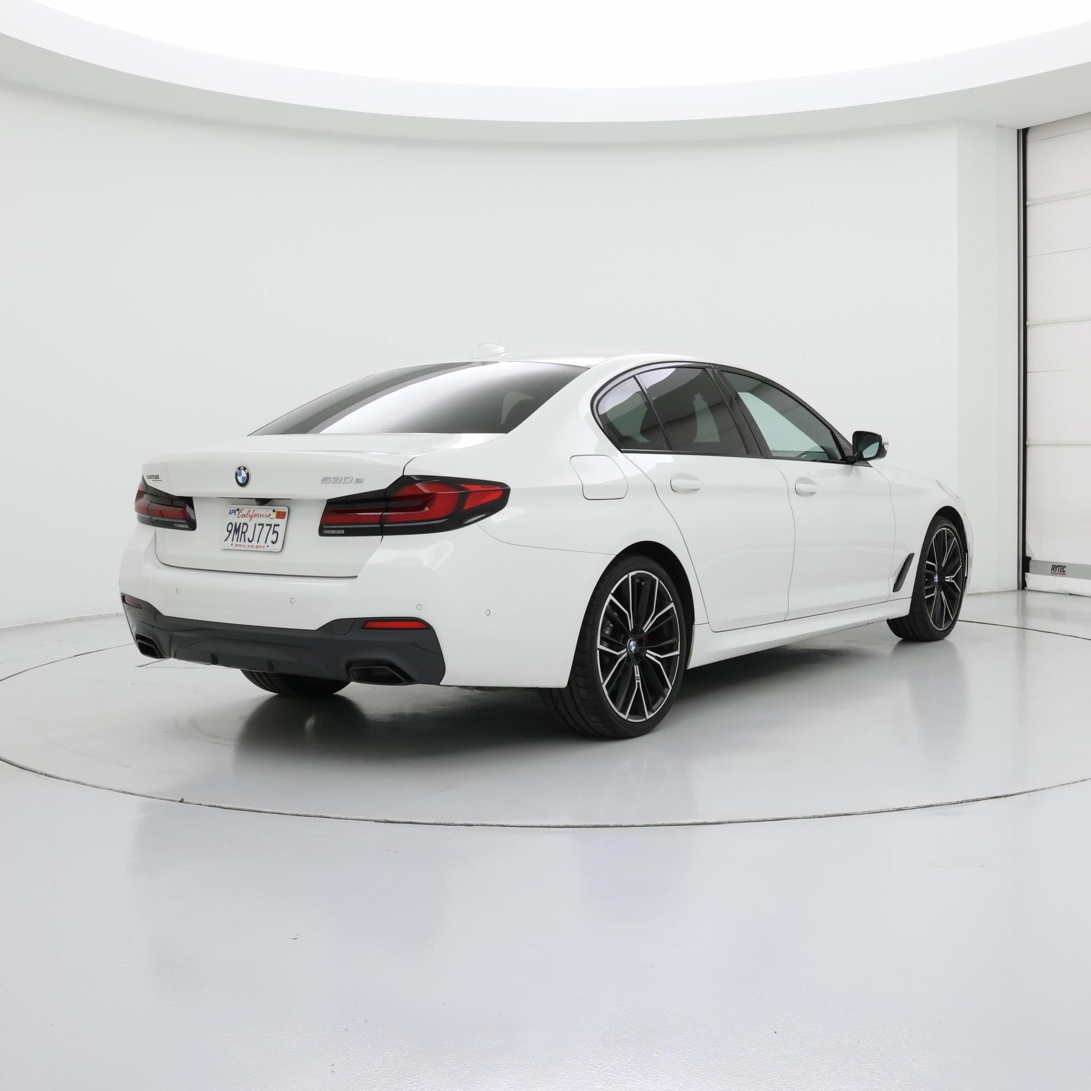 Thumbnail: 2021 BMW 5 Series - 8