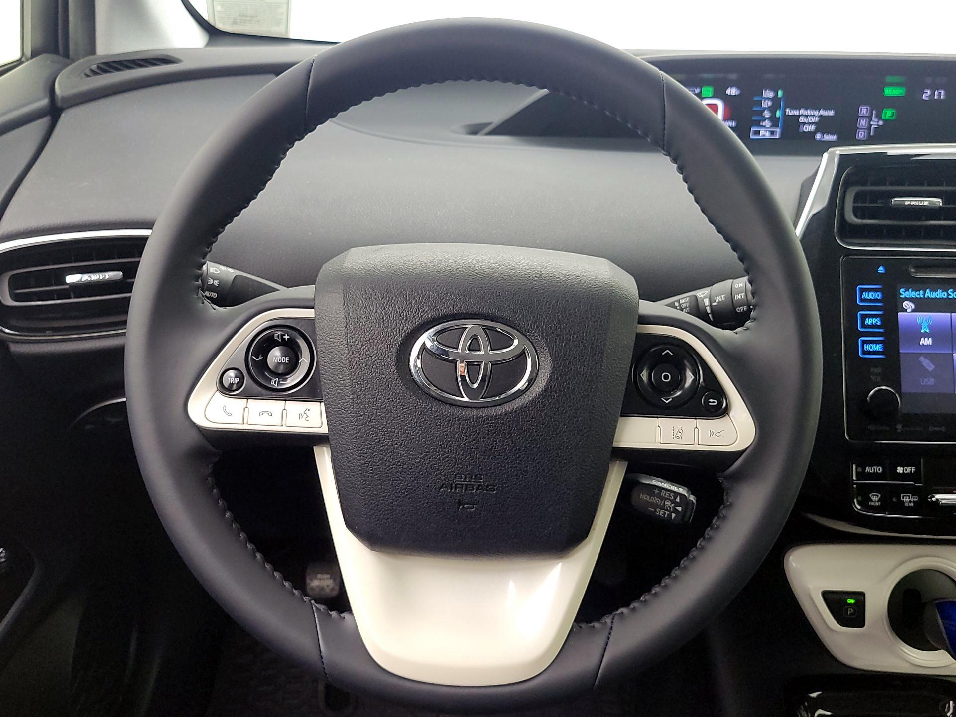 Thumbnail: 2018 Toyota Prius - 10