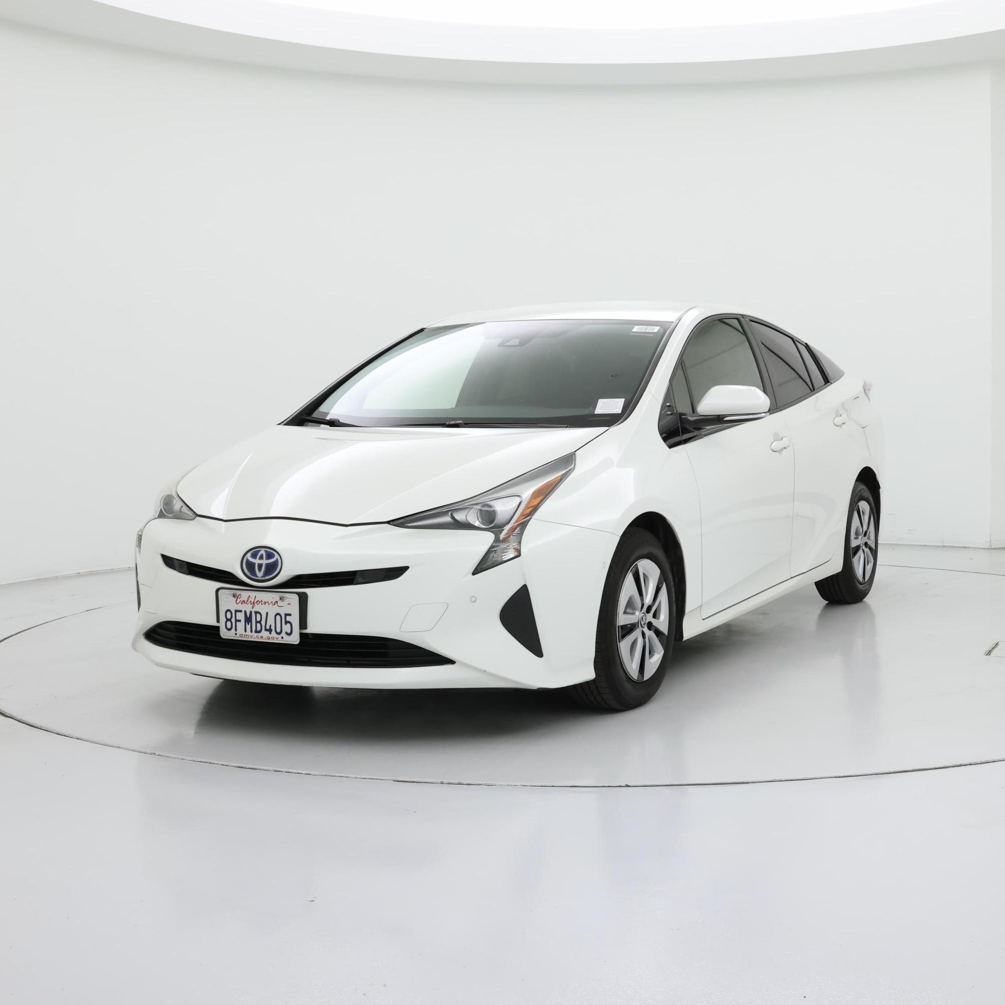 Thumbnail: 2018 Toyota Prius - 4