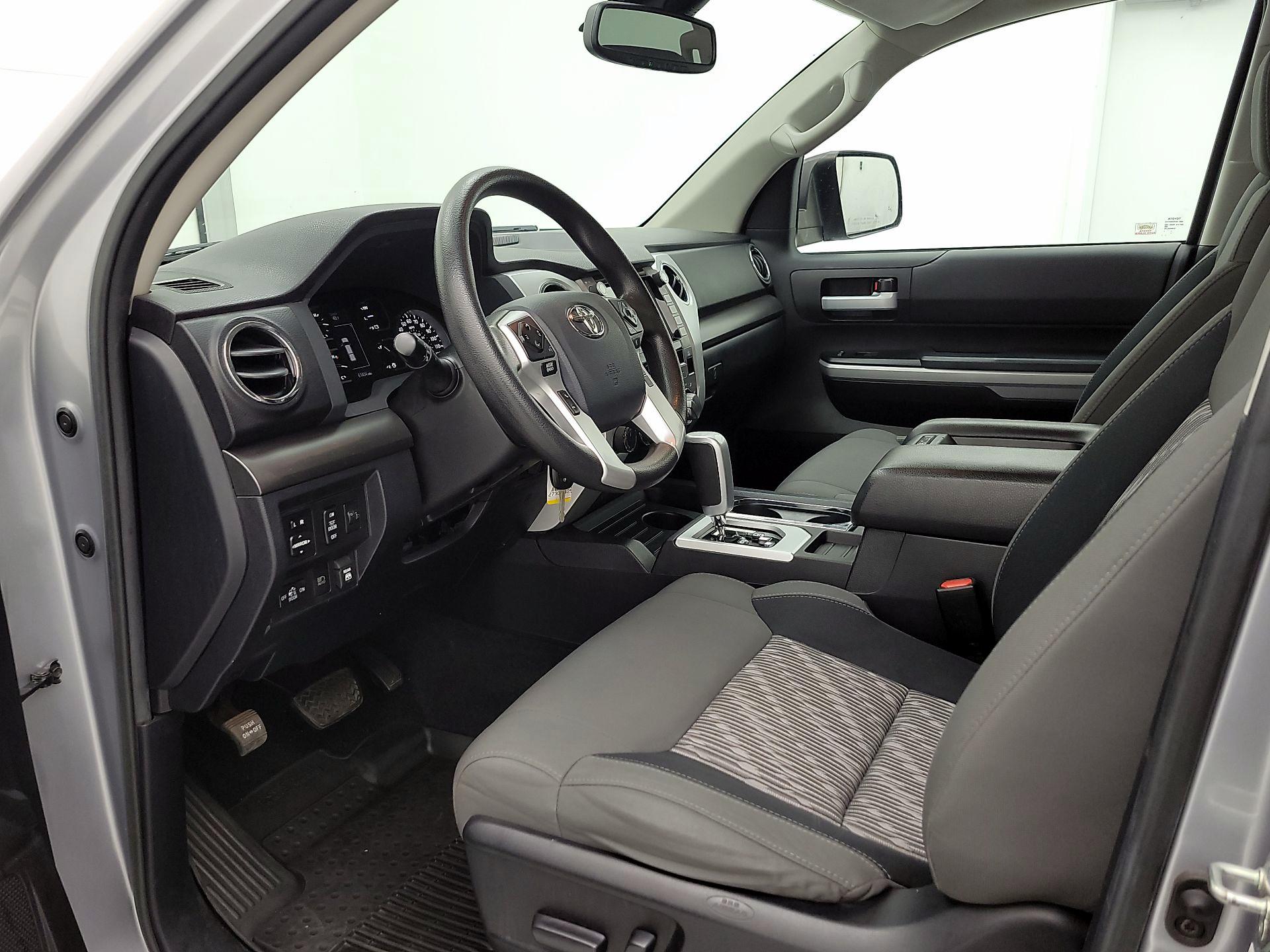 Thumbnail: 2020 Toyota Tundra - 11