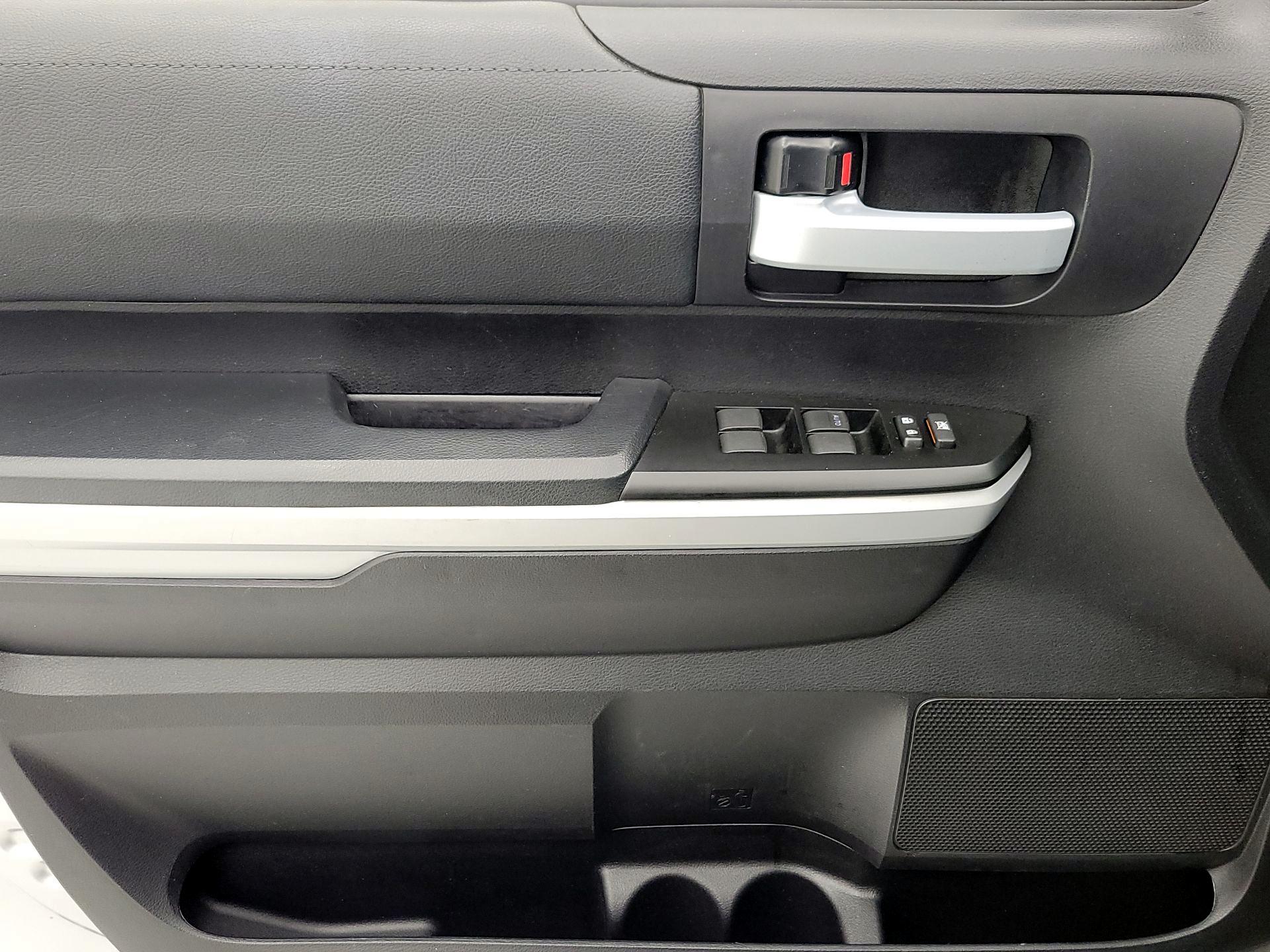 Thumbnail: 2020 Toyota Tundra - 12