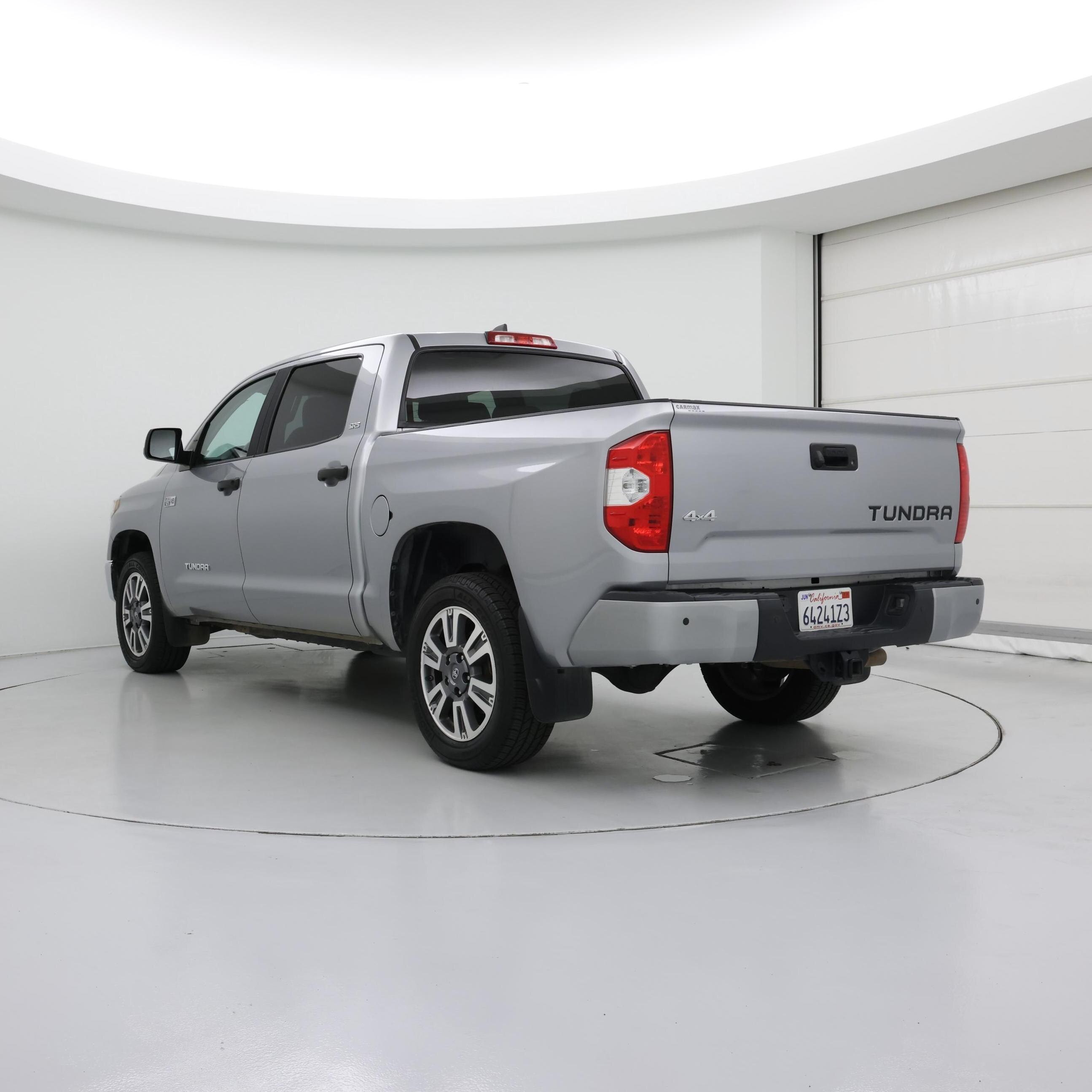 Thumbnail: 2020 Toyota Tundra - 2