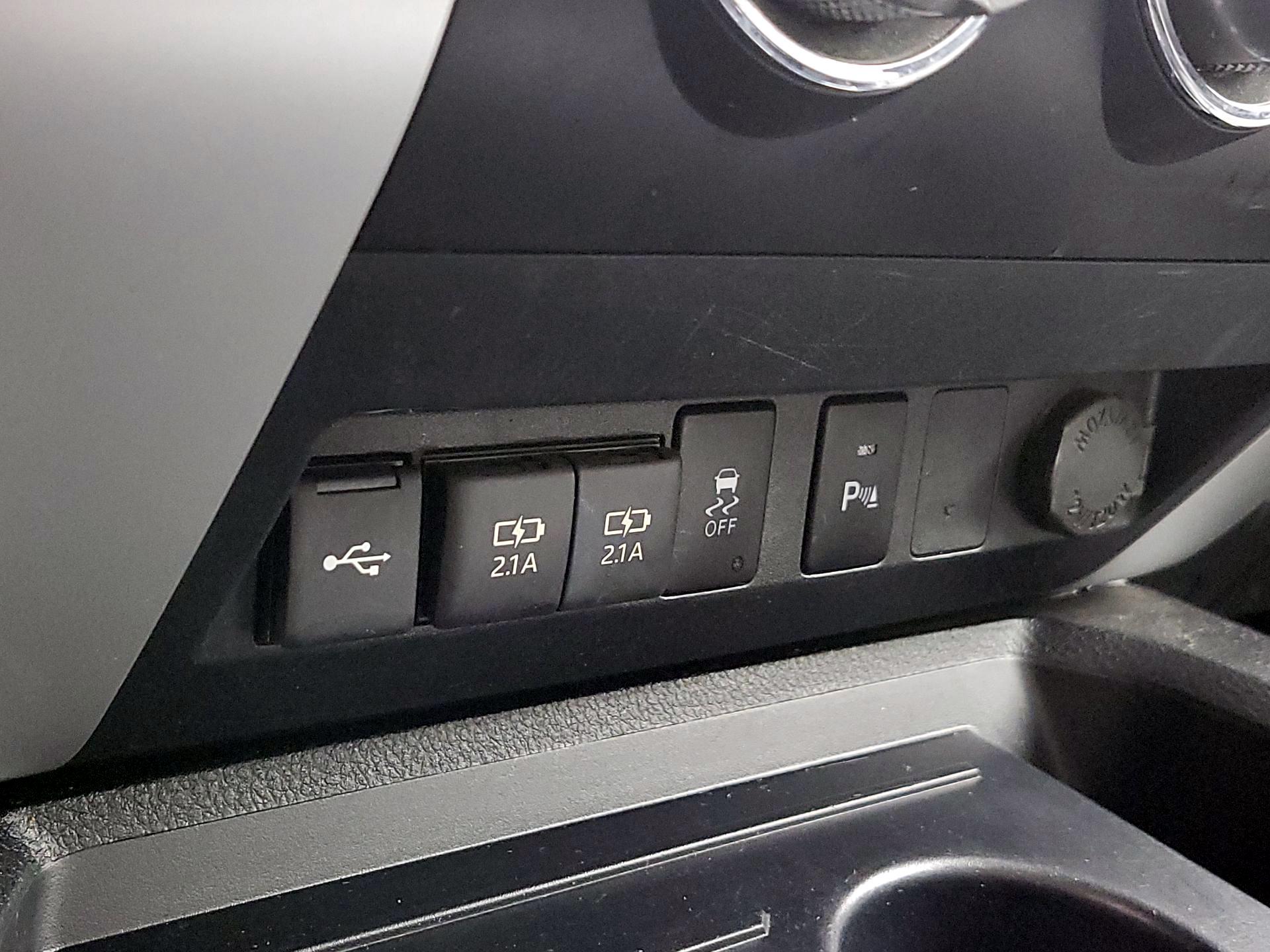 Thumbnail: 2020 Toyota Tundra - 19