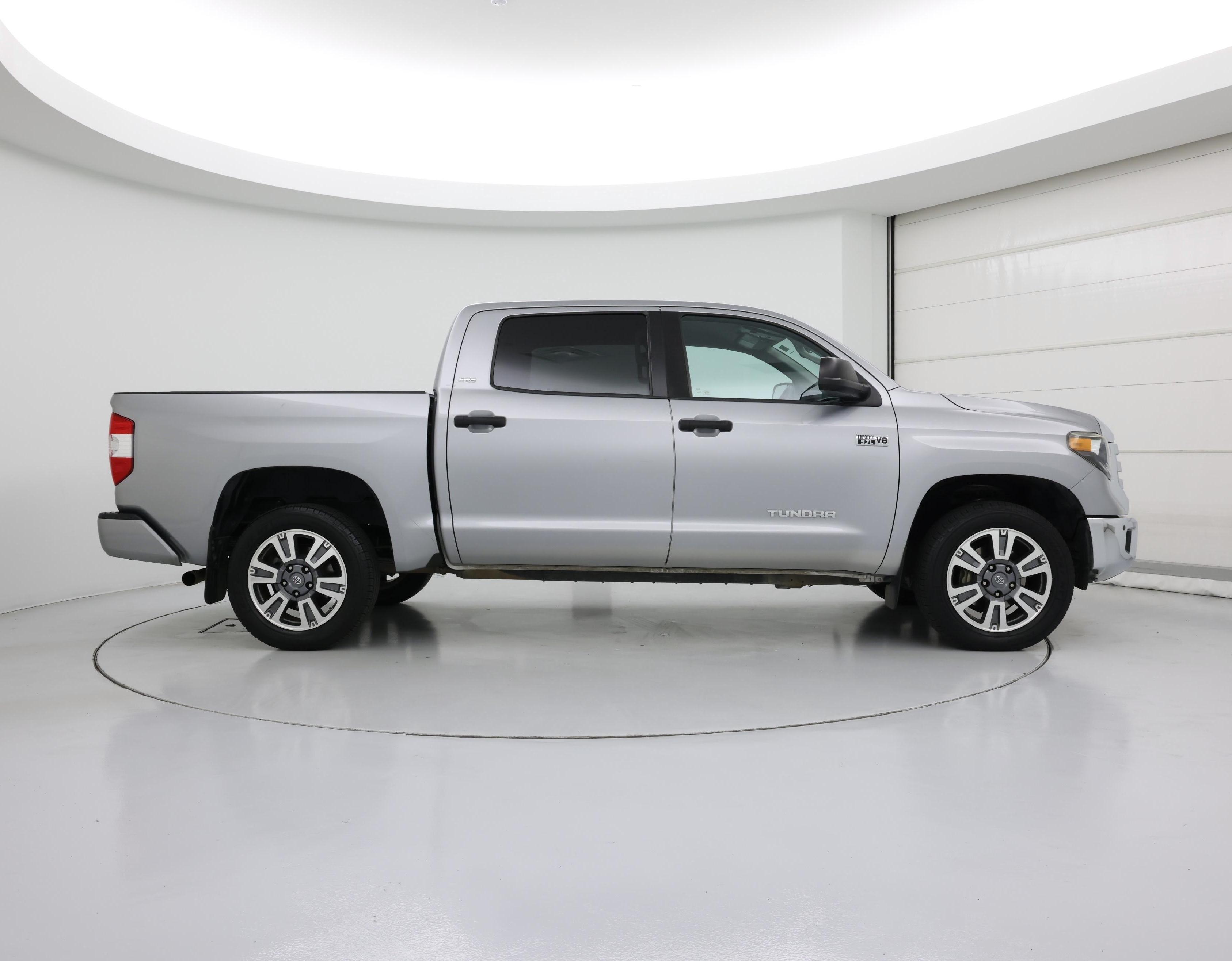 Thumbnail: 2020 Toyota Tundra - 7