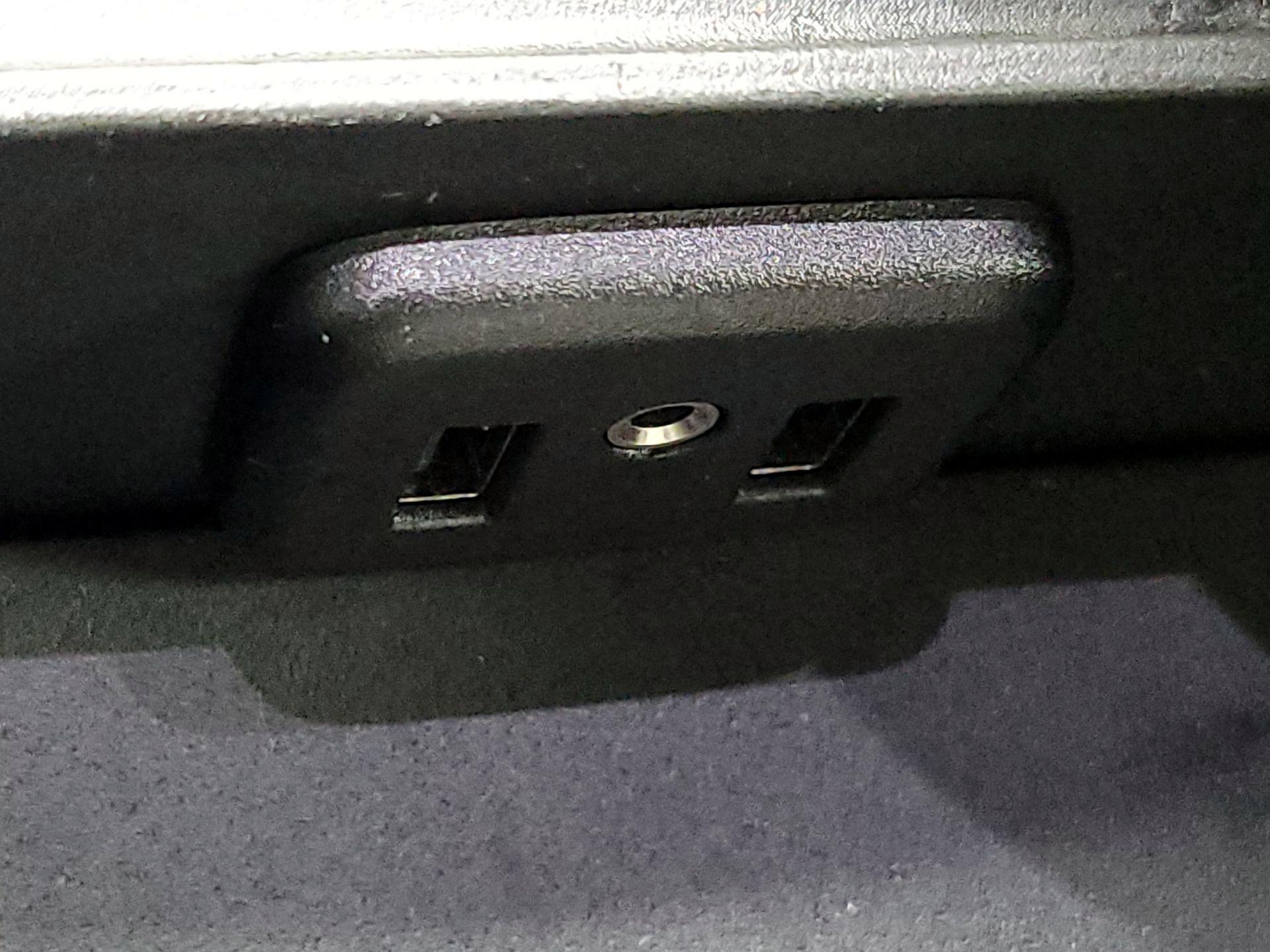 Thumbnail: 2023 Chevrolet Camaro - 18