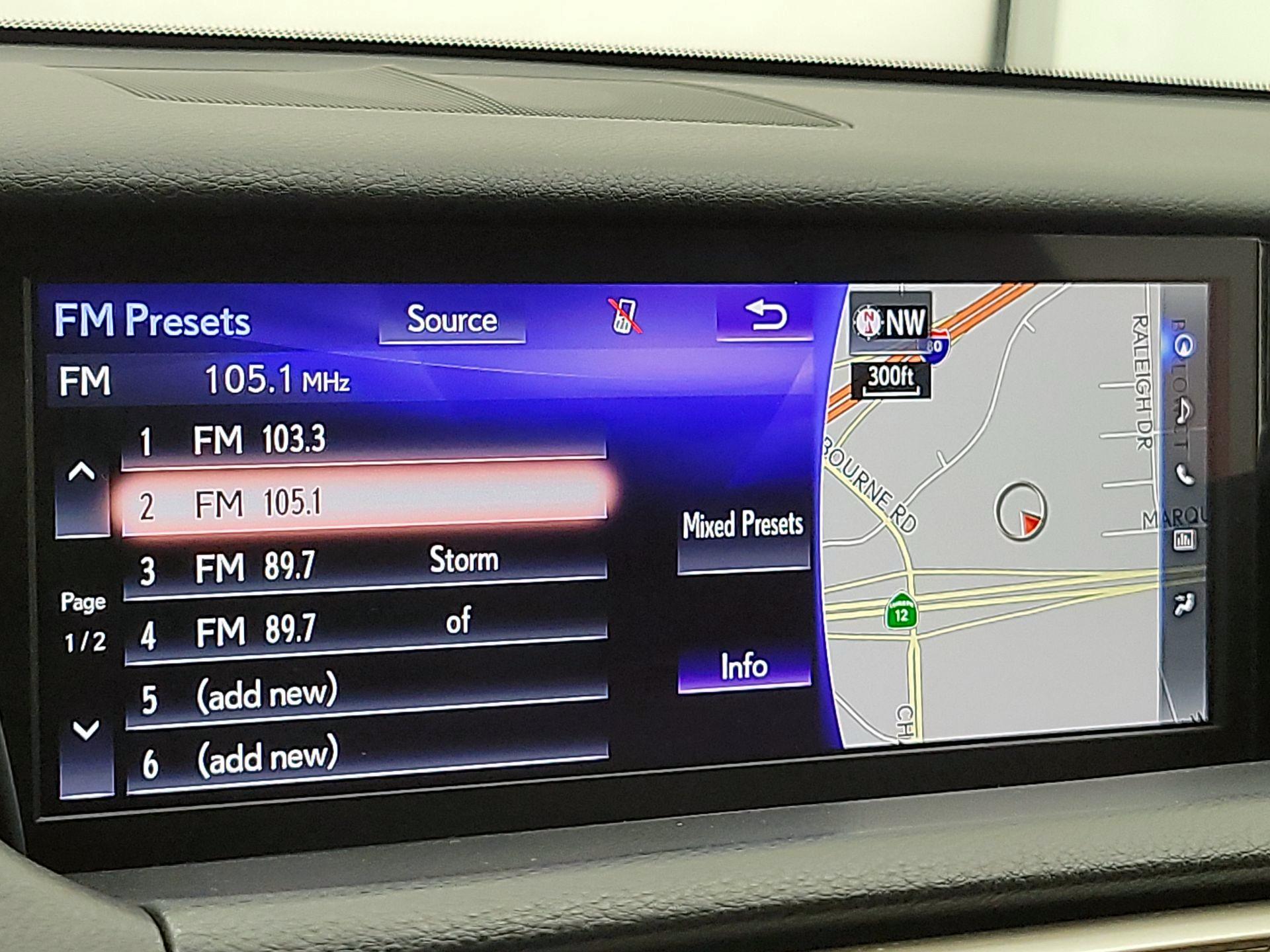 Thumbnail: 2018 Lexus IS - 16