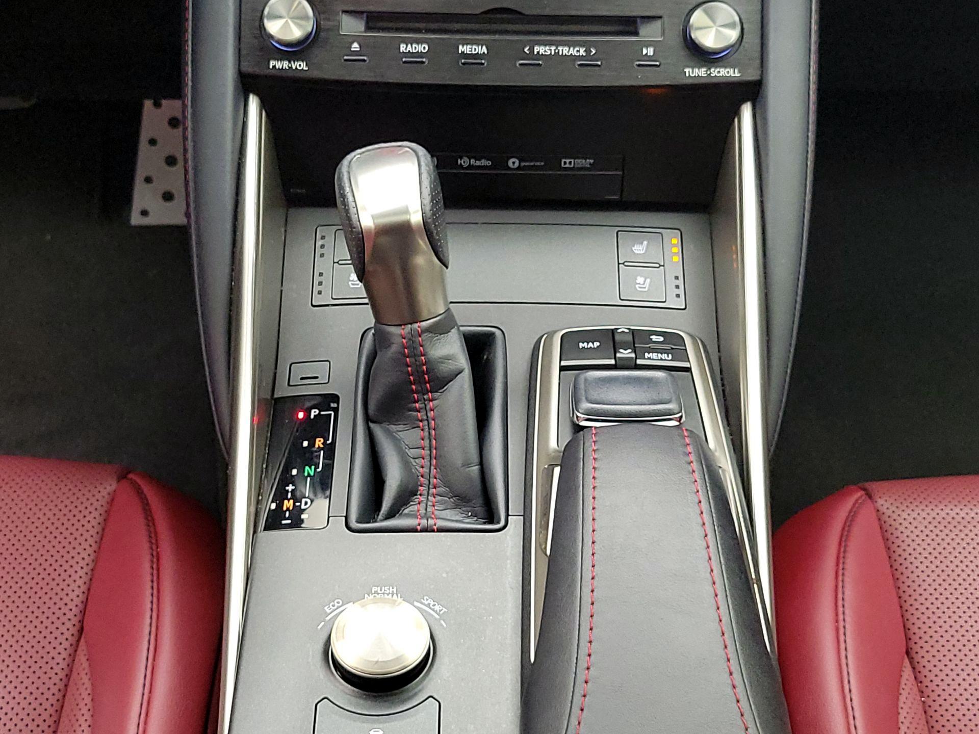 Thumbnail: 2018 Lexus IS - 18