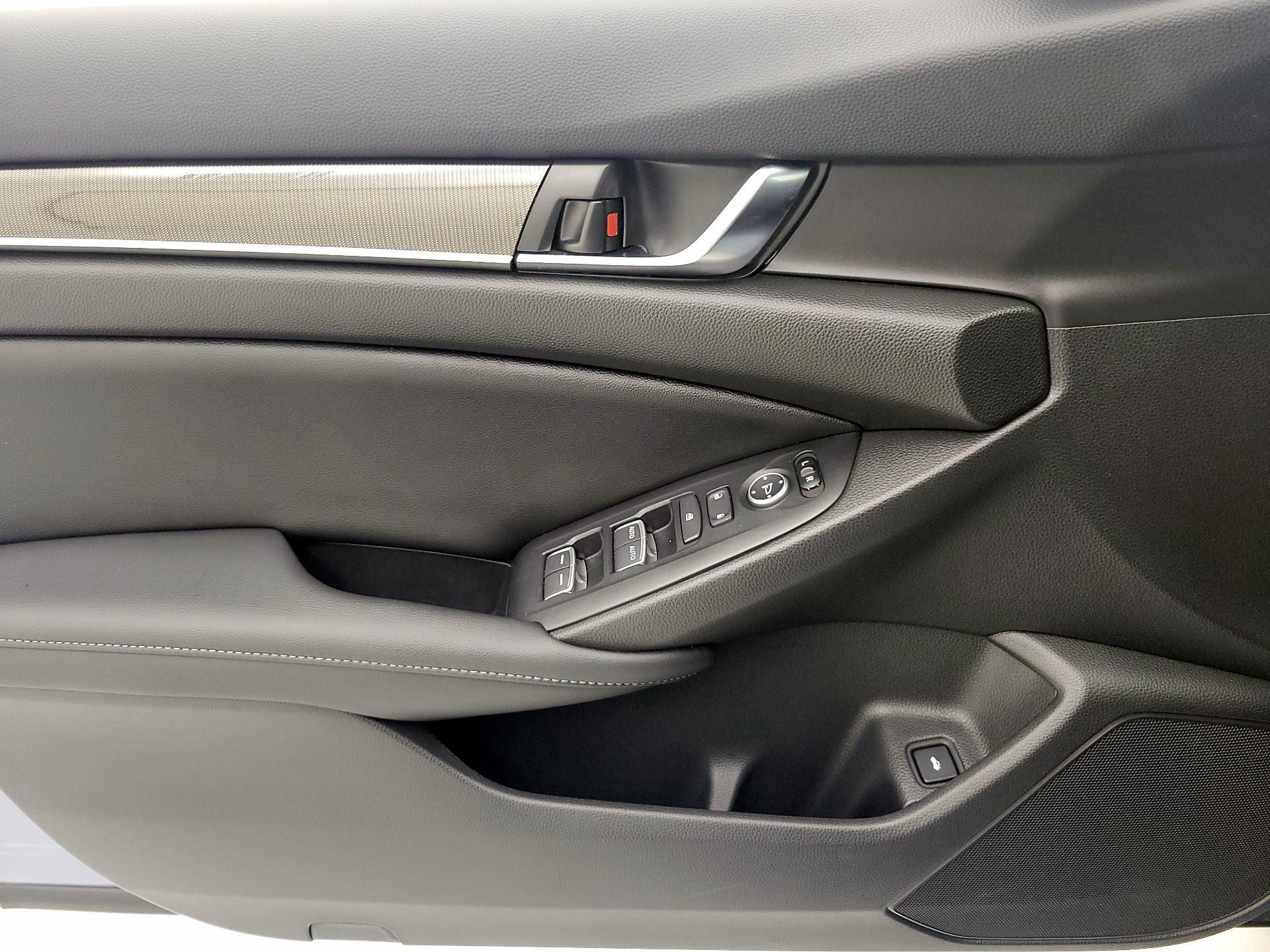 Thumbnail: 2022 Honda Accord - 12