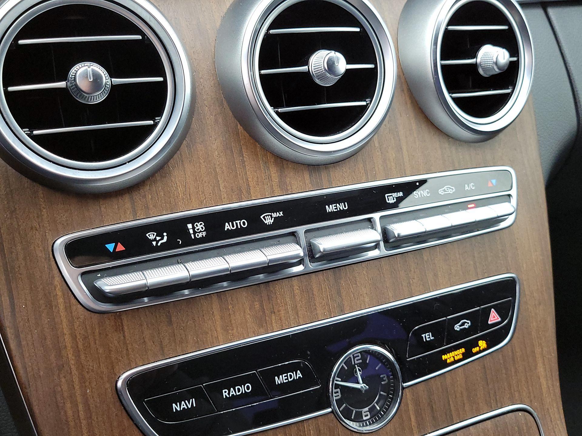 Thumbnail: 2019 Mercedes-Benz C-Class - 17