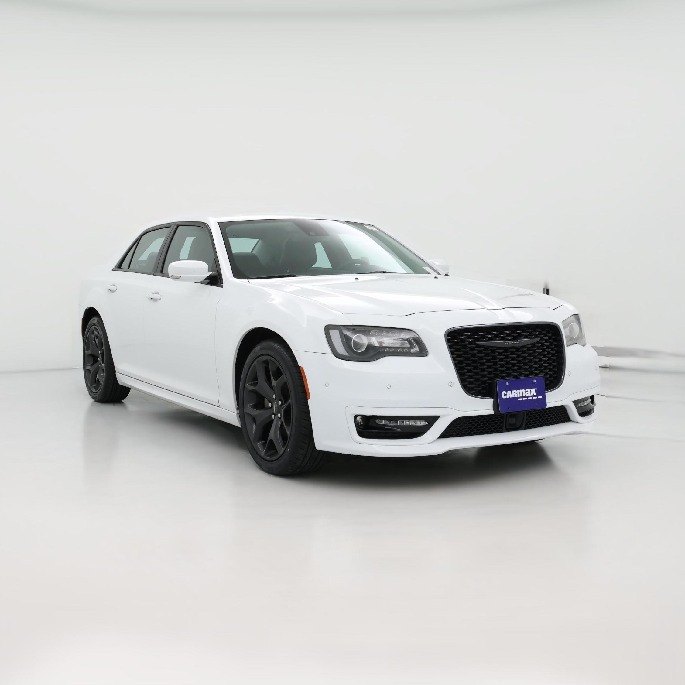 Thumbnail: 2022 Chrysler 300 - 1