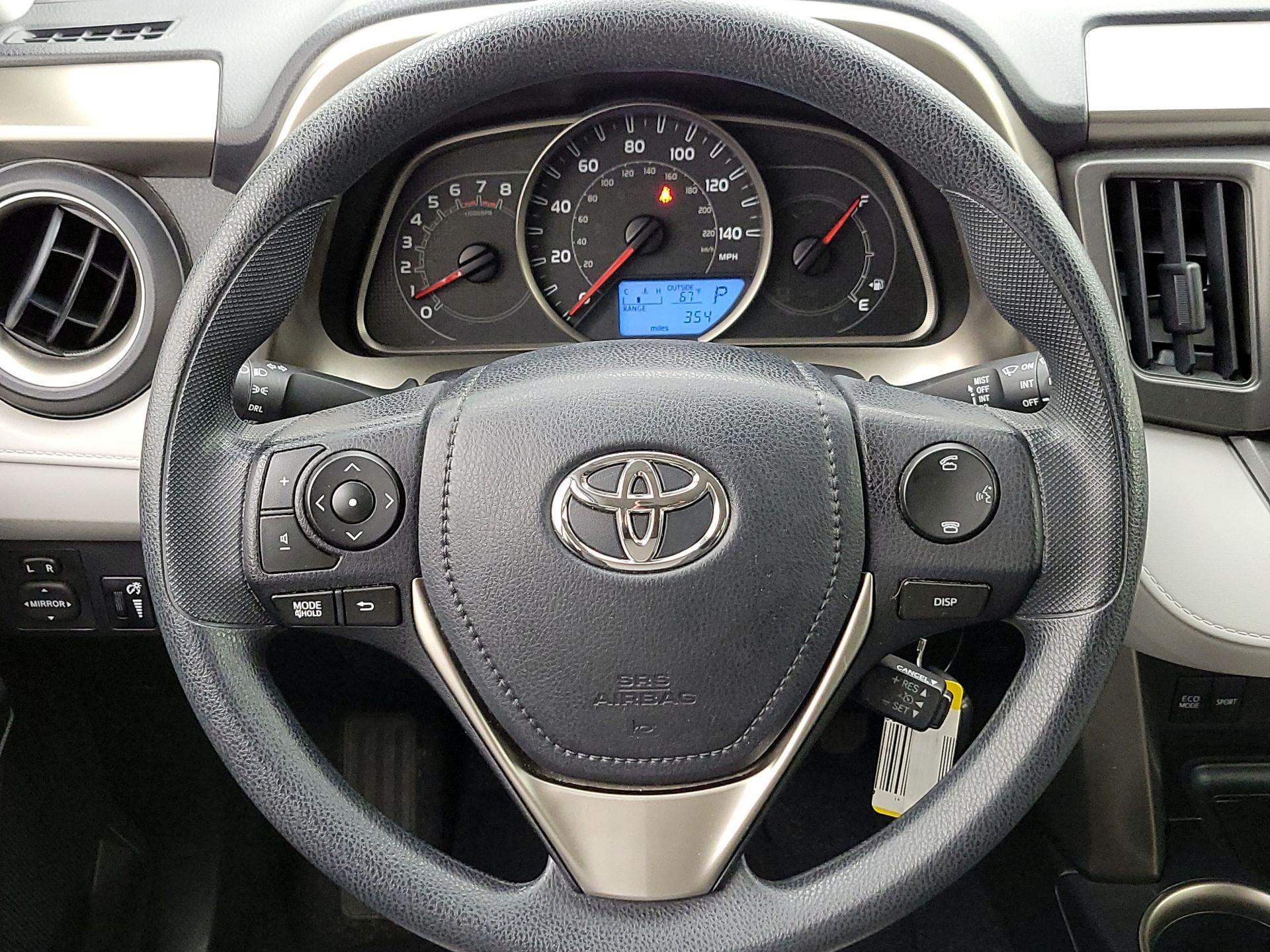 Thumbnail: 2014 Toyota RAV4 - 10