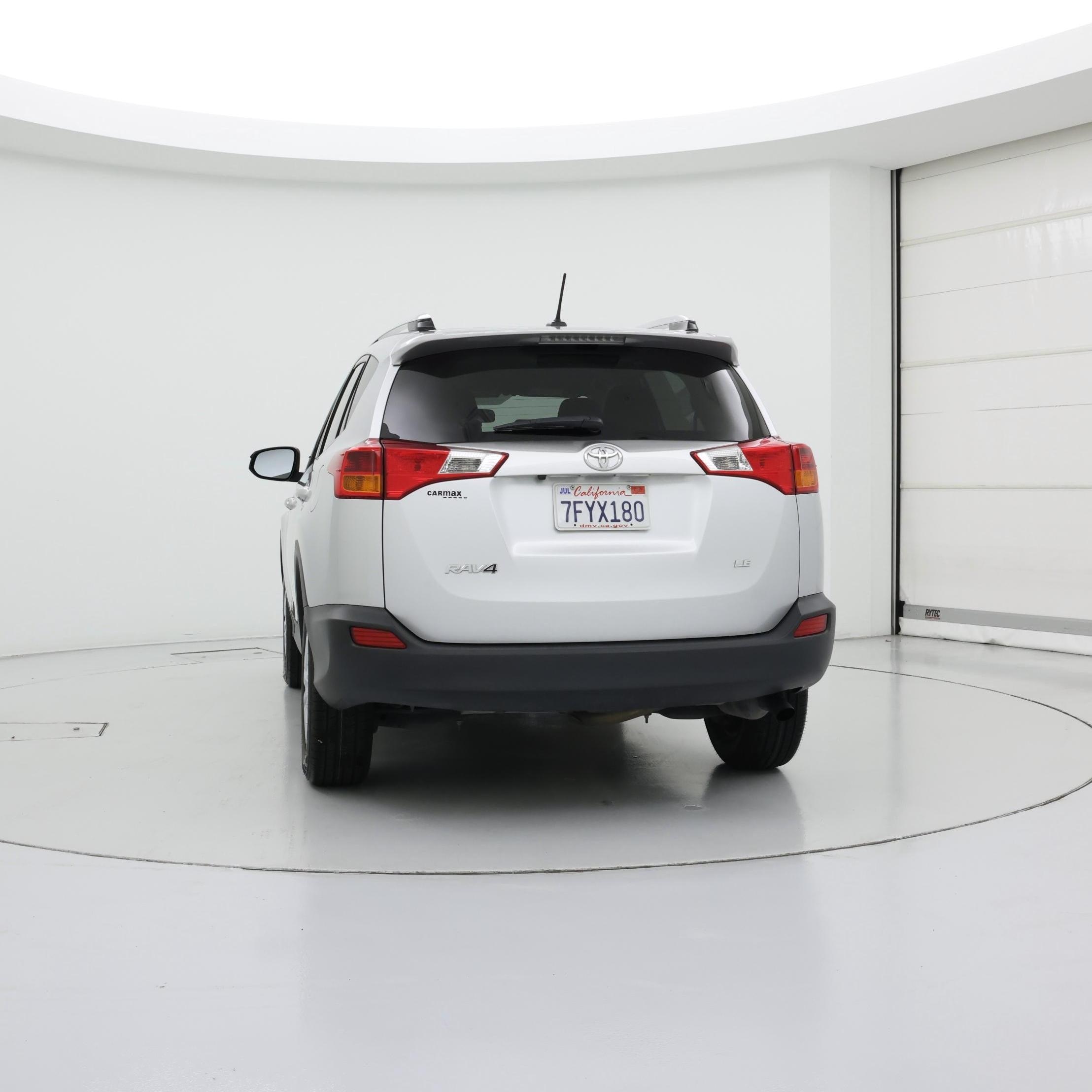 Thumbnail: 2014 Toyota RAV4 - 6