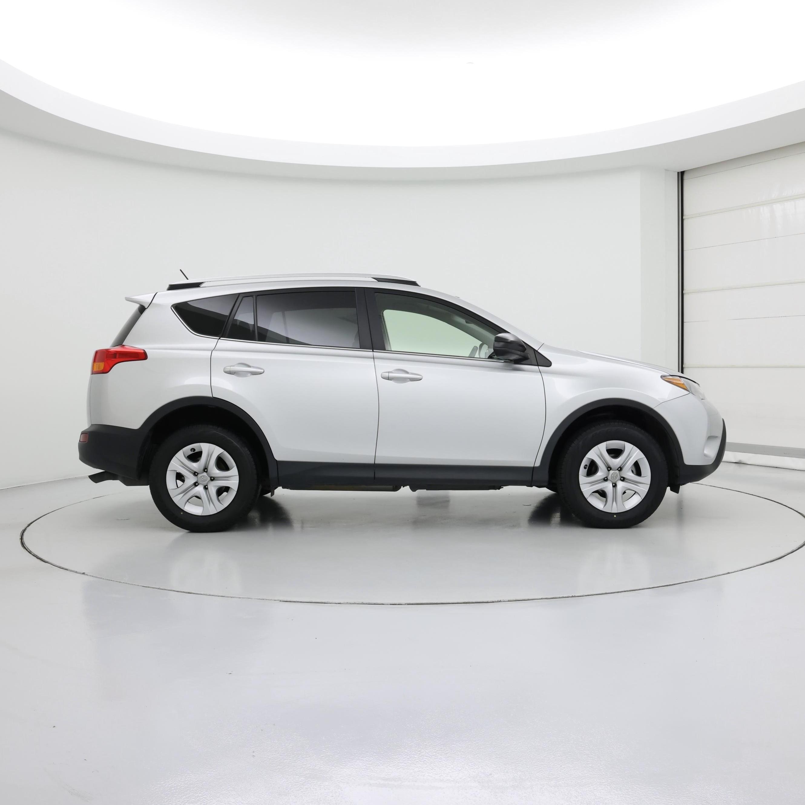 Thumbnail: 2014 Toyota RAV4 - 7