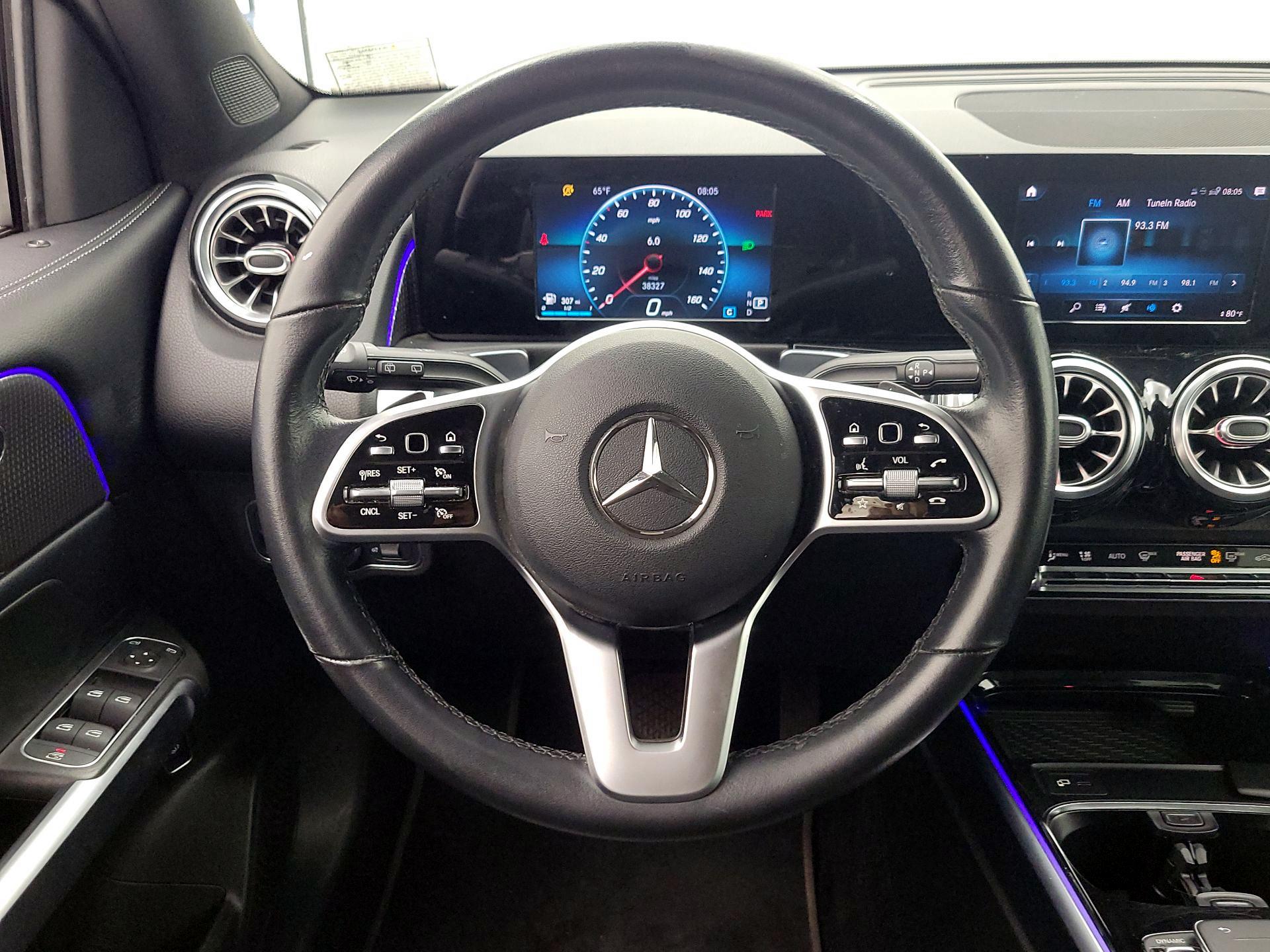 Thumbnail: 2021 Mercedes-Benz GLB - 10