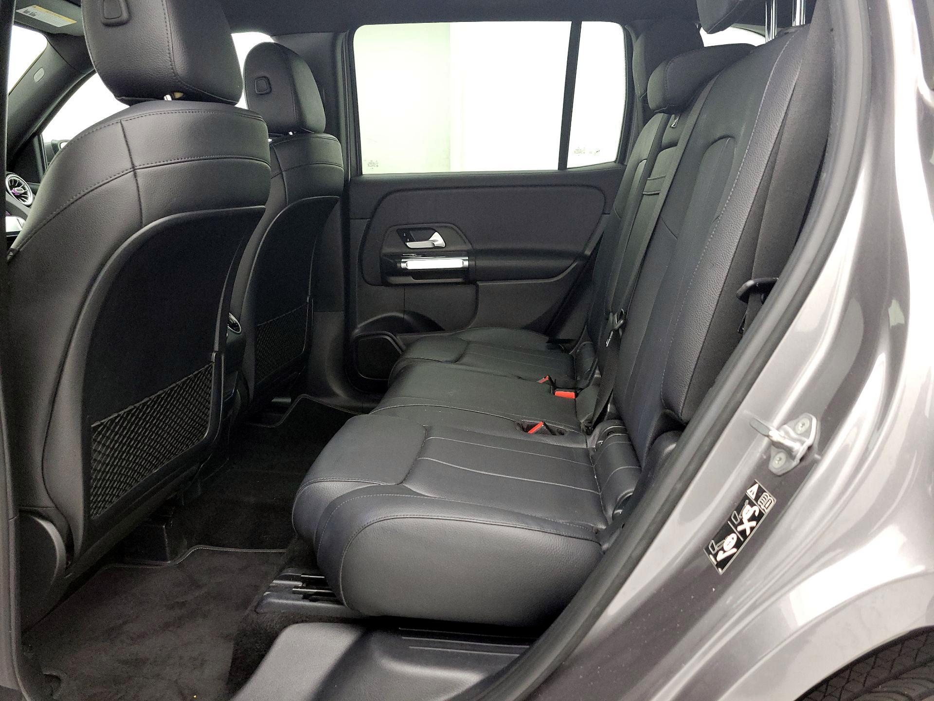 Thumbnail: 2021 Mercedes-Benz GLB - 19