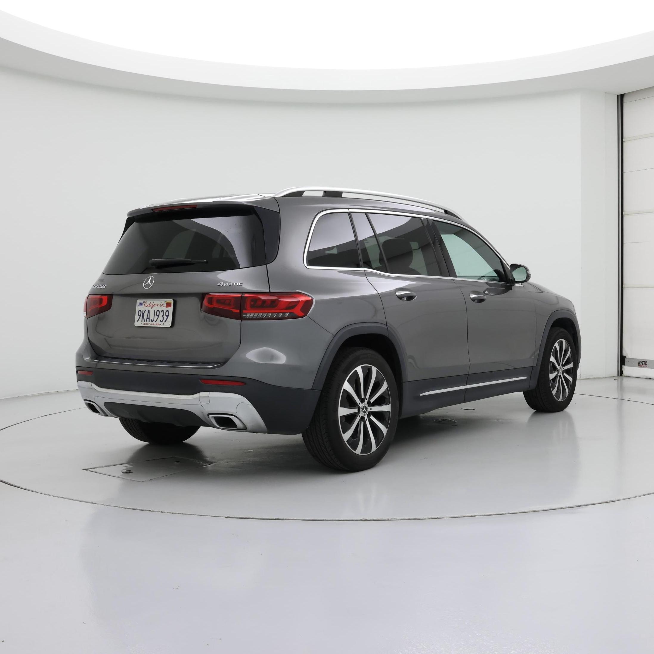 Thumbnail: 2021 Mercedes-Benz GLB - 8