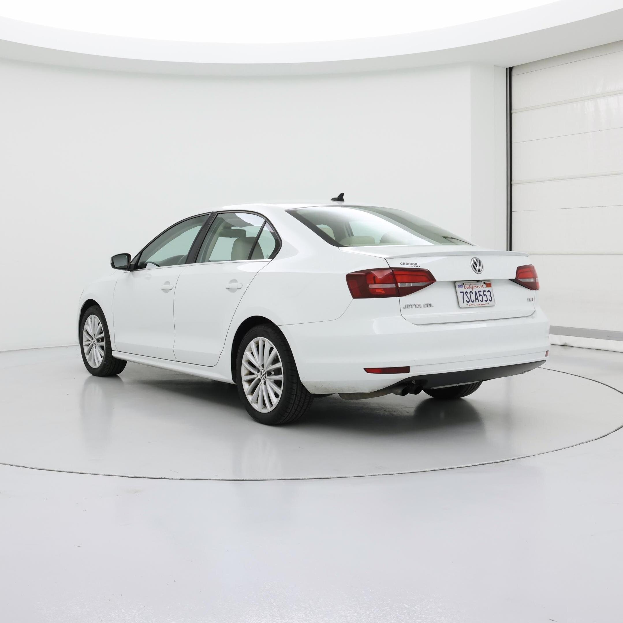 Thumbnail: 2016 Volkswagen Jetta - 2