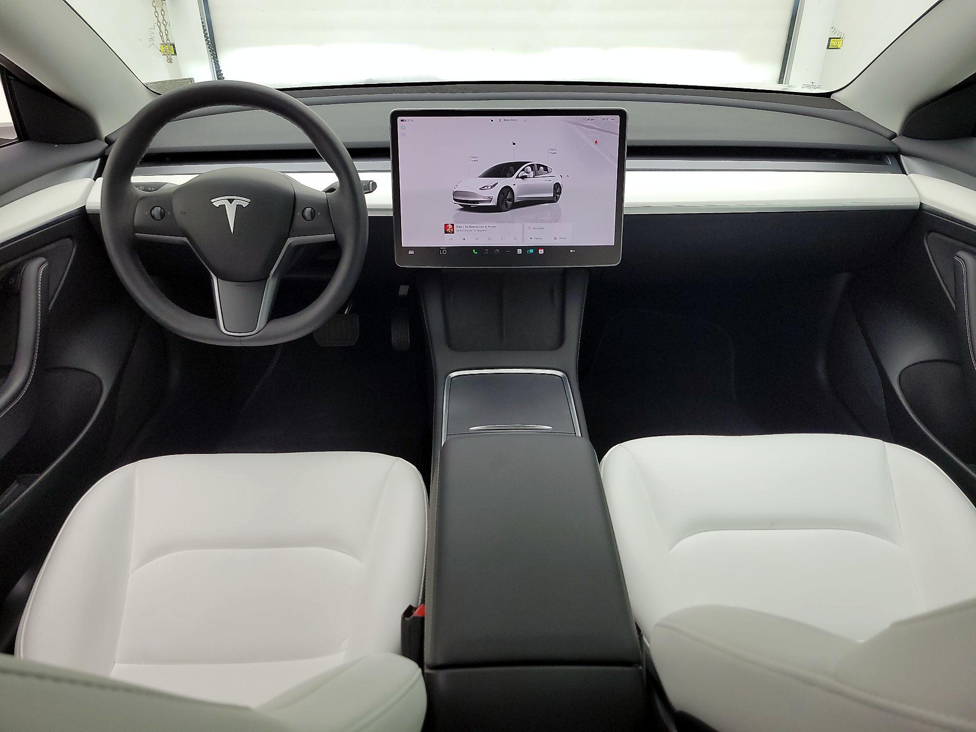 Thumbnail: 2023 Tesla Model 3 - 9