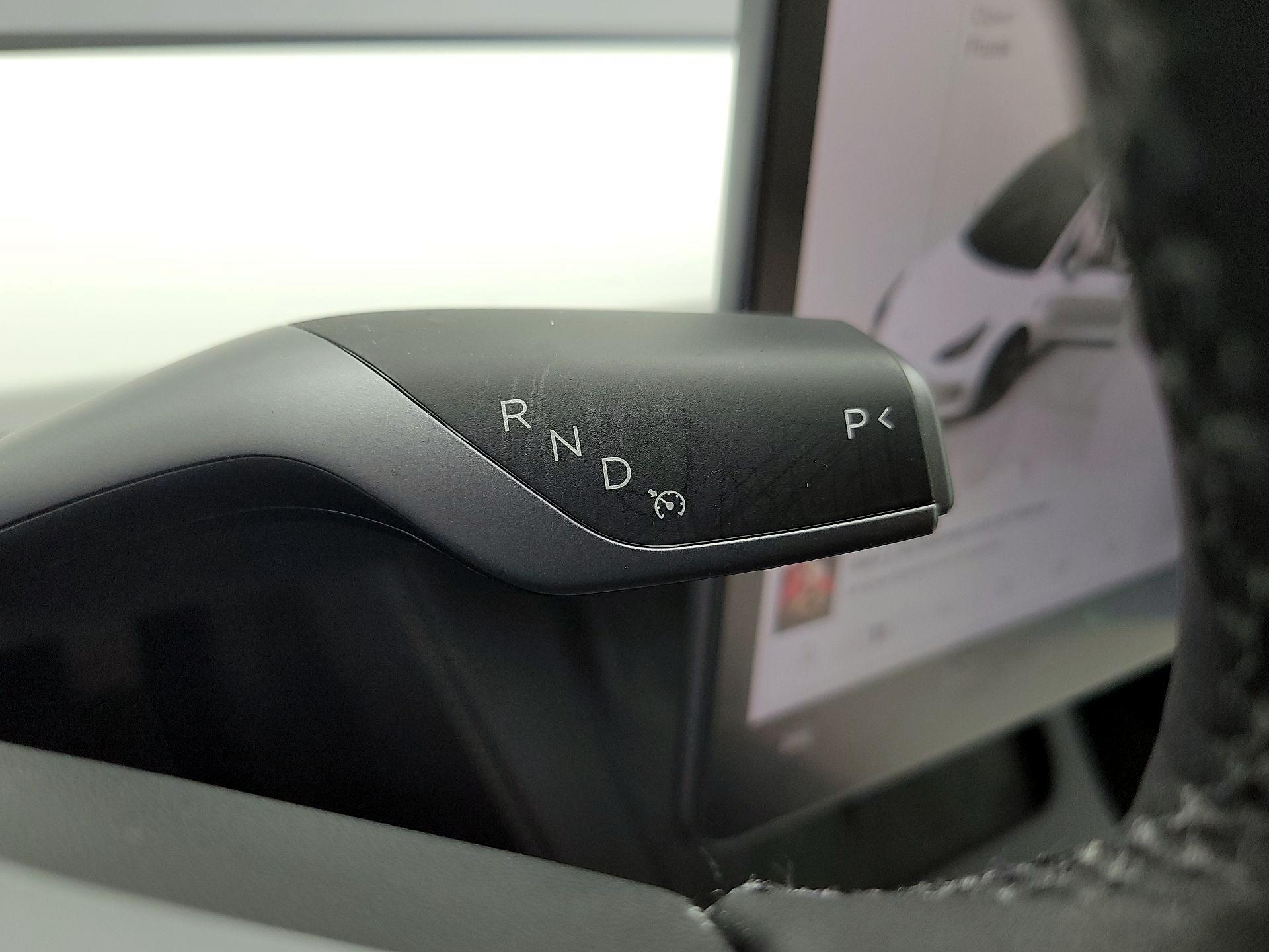 Thumbnail: 2023 Tesla Model 3 - 17