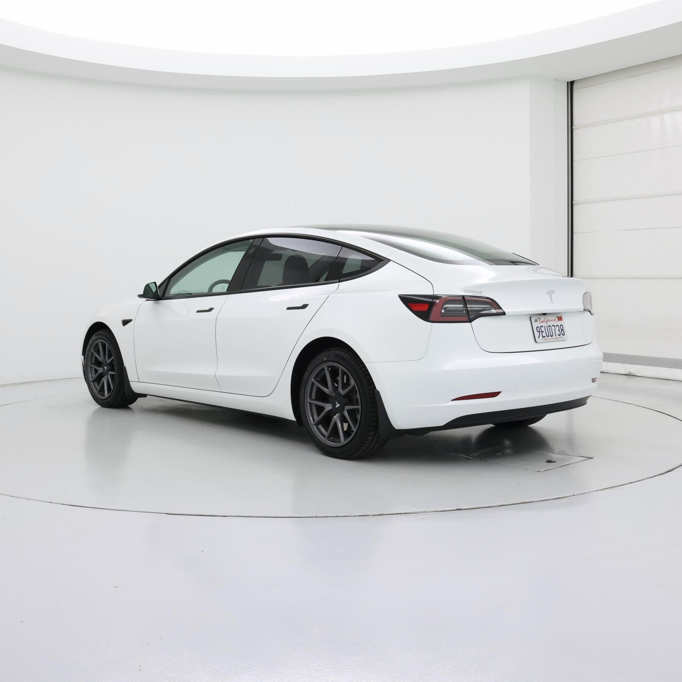 Thumbnail: 2023 Tesla Model 3 - 2