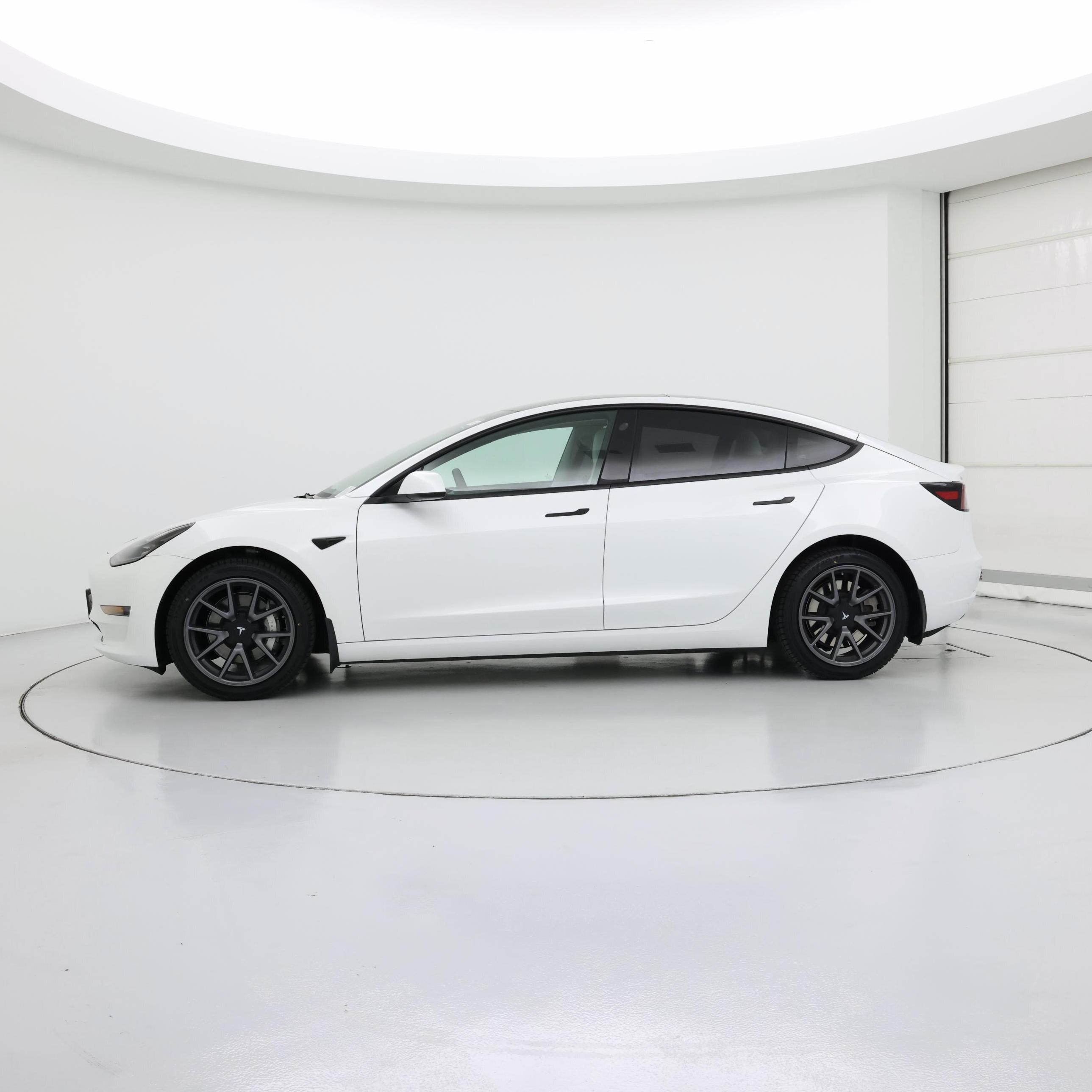 Thumbnail: 2023 Tesla Model 3 - 3