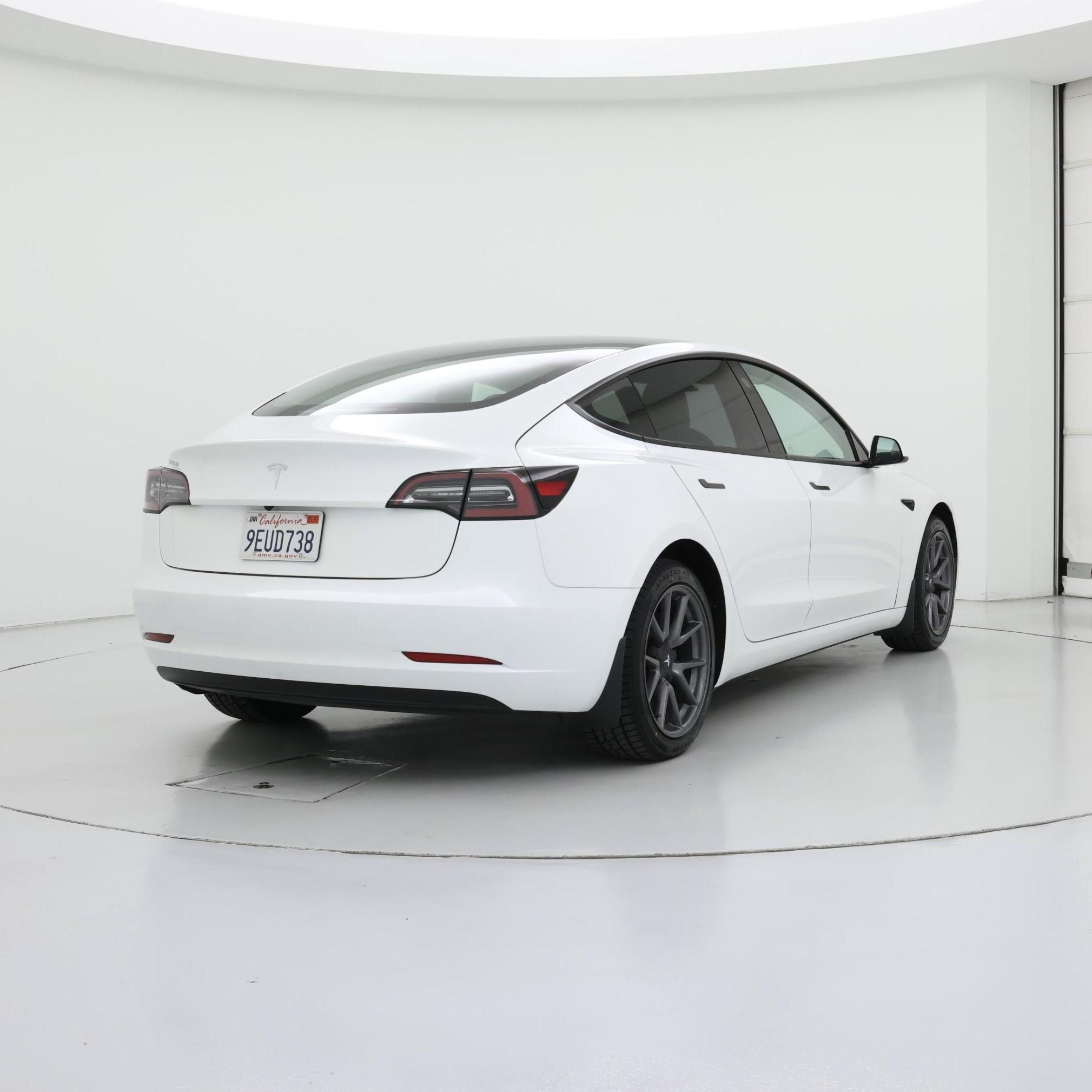 Thumbnail: 2023 Tesla Model 3 - 8