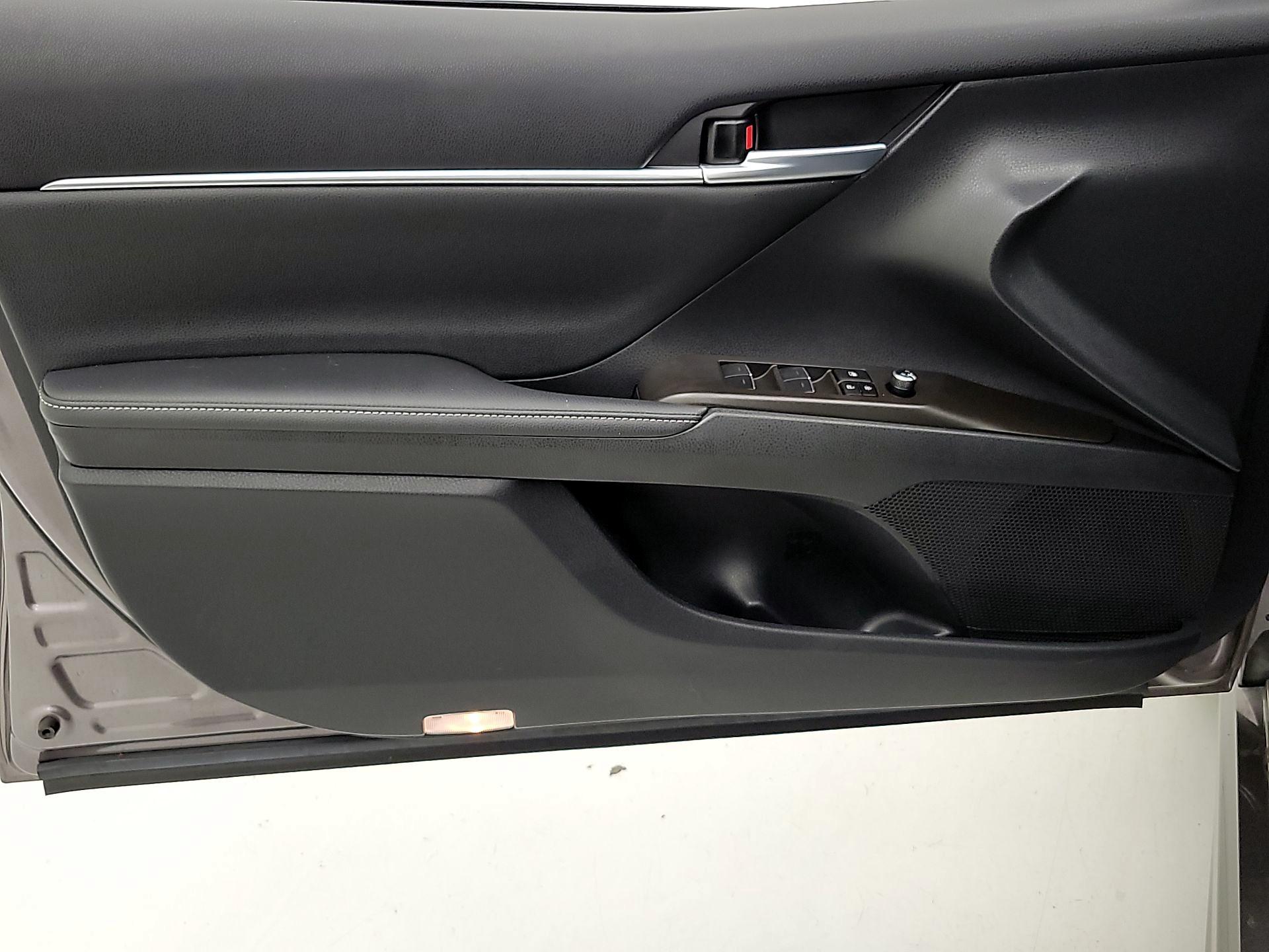 Thumbnail: 2024 Toyota Camry - 12