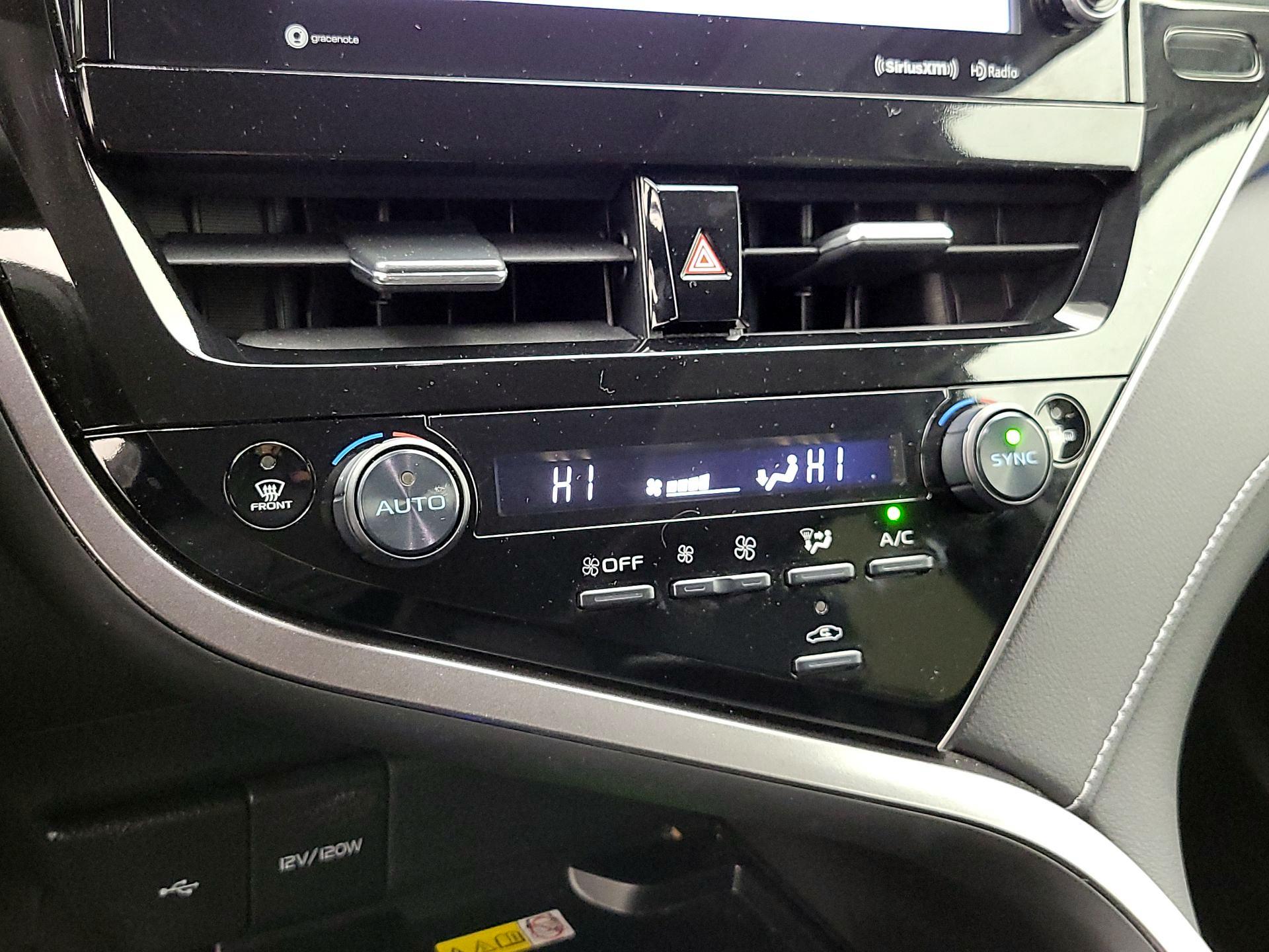 Thumbnail: 2024 Toyota Camry - 16