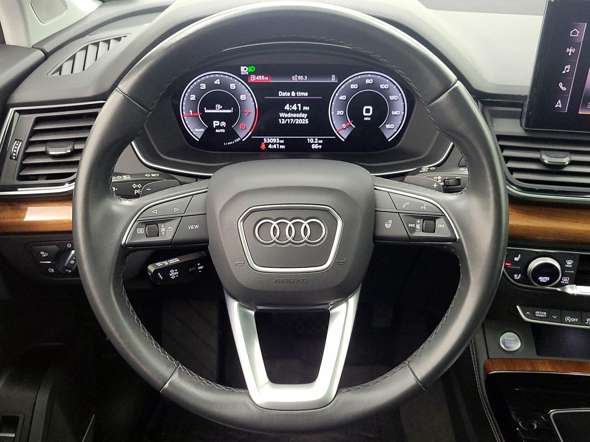 Thumbnail: 2023 Audi Q5 - 10