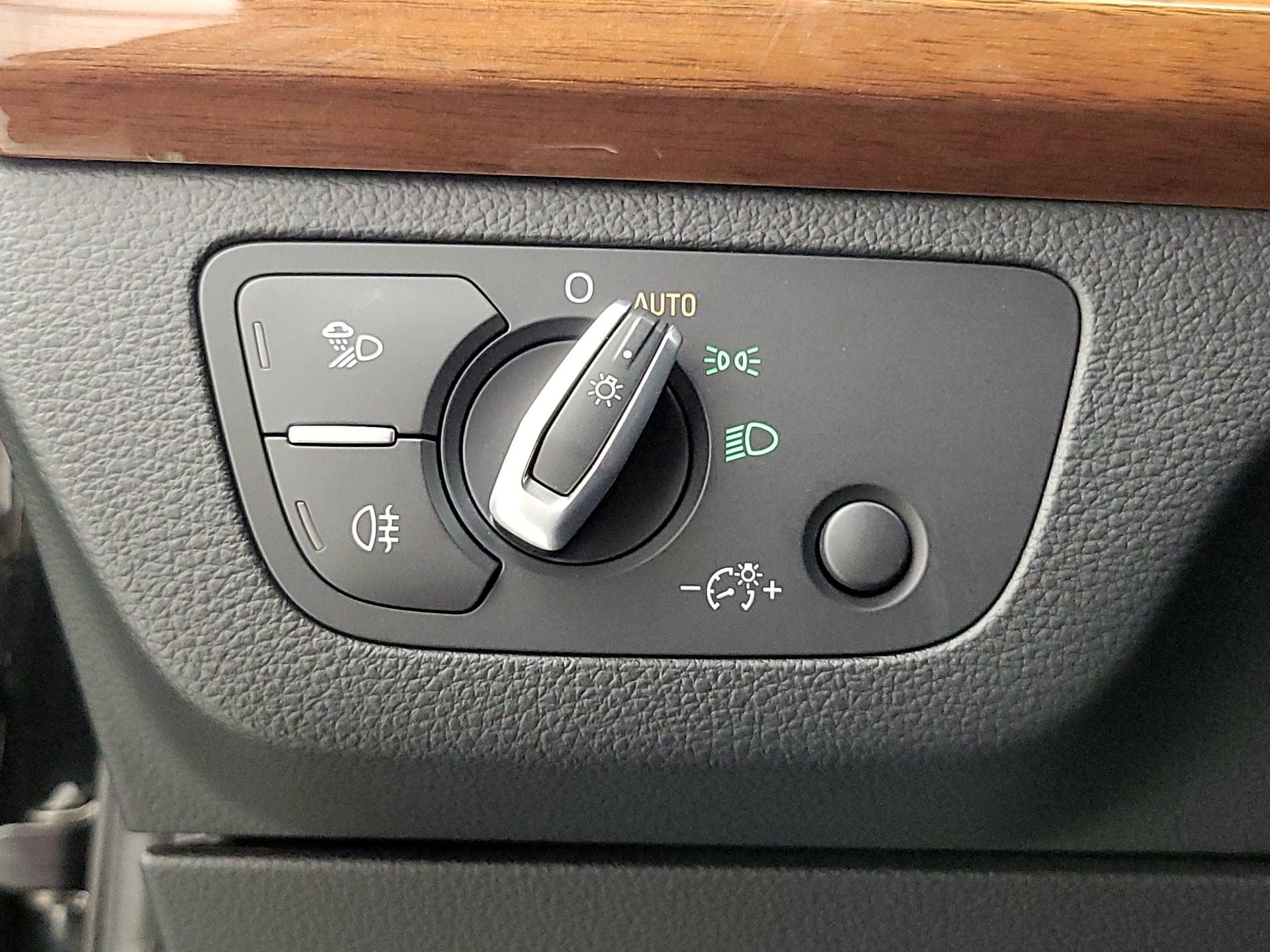 Thumbnail: 2023 Audi Q5 - 13