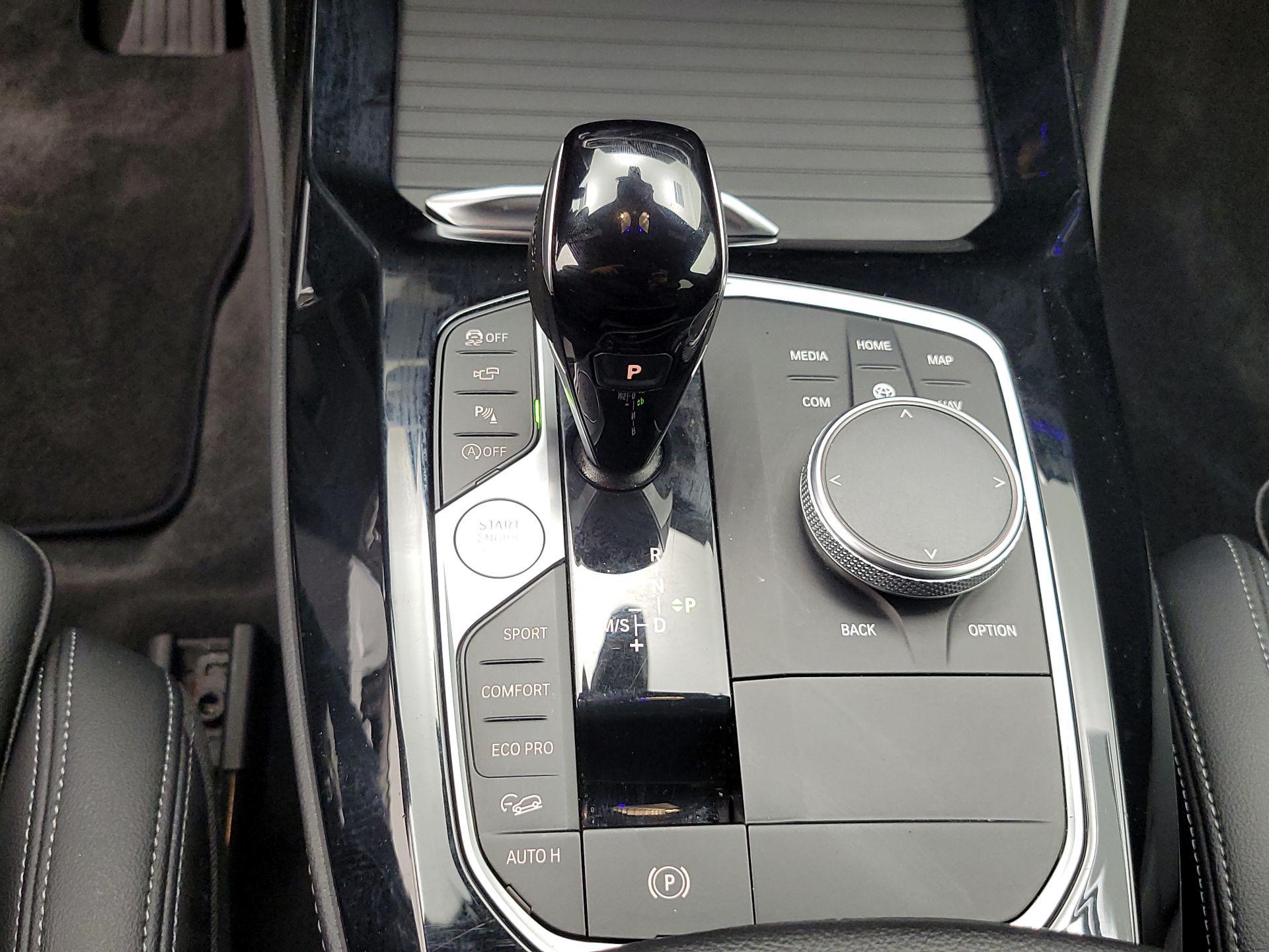 Thumbnail: 2024 BMW X4 - 18