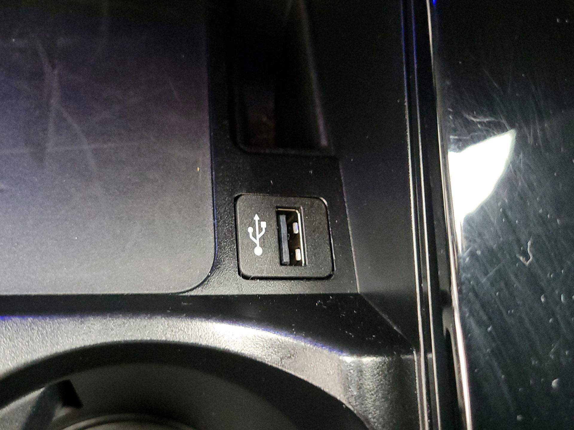 Thumbnail: 2024 BMW X4 - 19