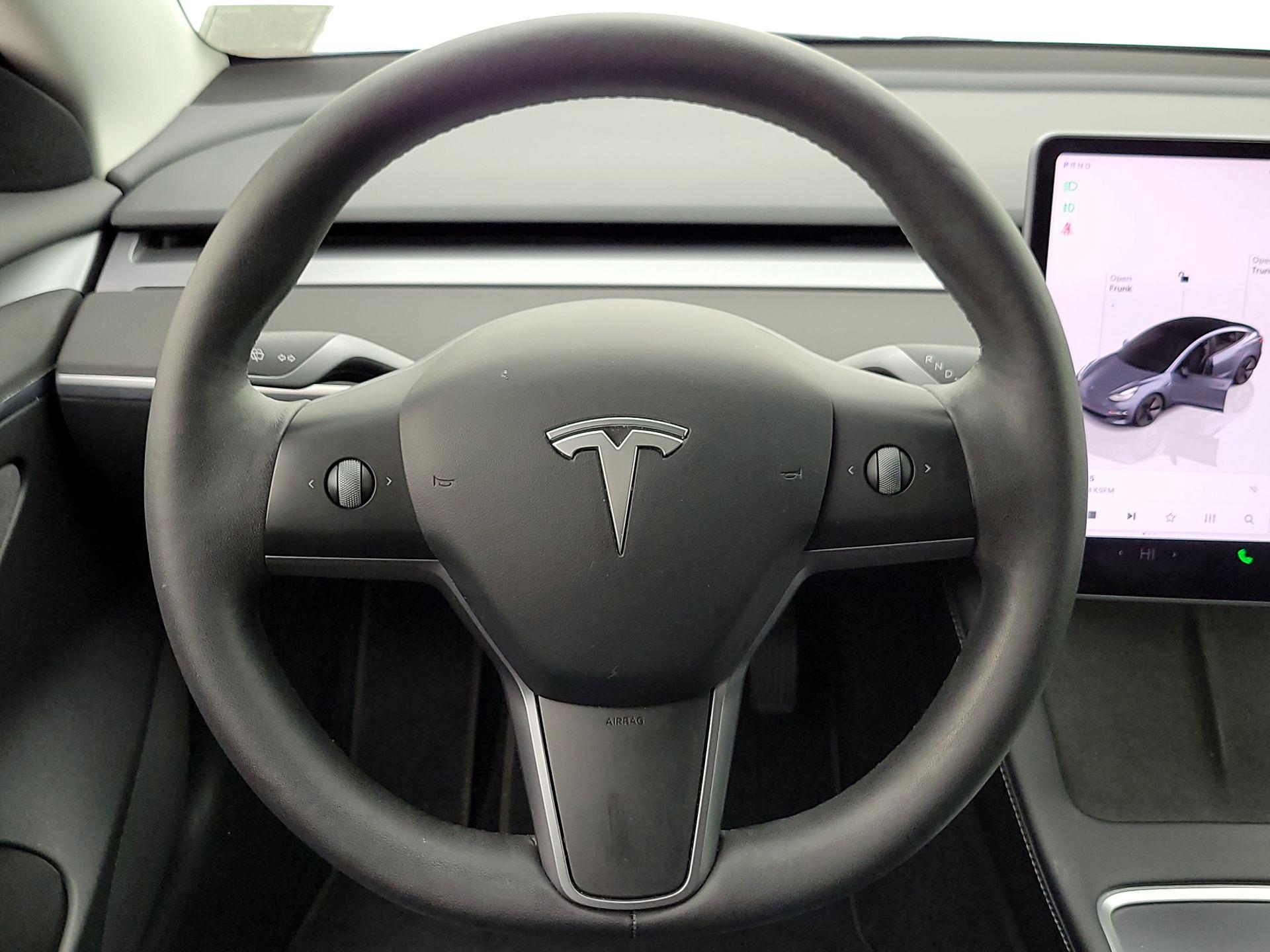 Thumbnail: 2022 Tesla Model 3 - 10